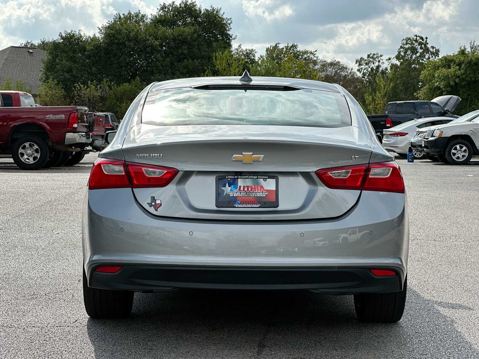 Thumbnail: 2024 Chevrolet Malibu - 14