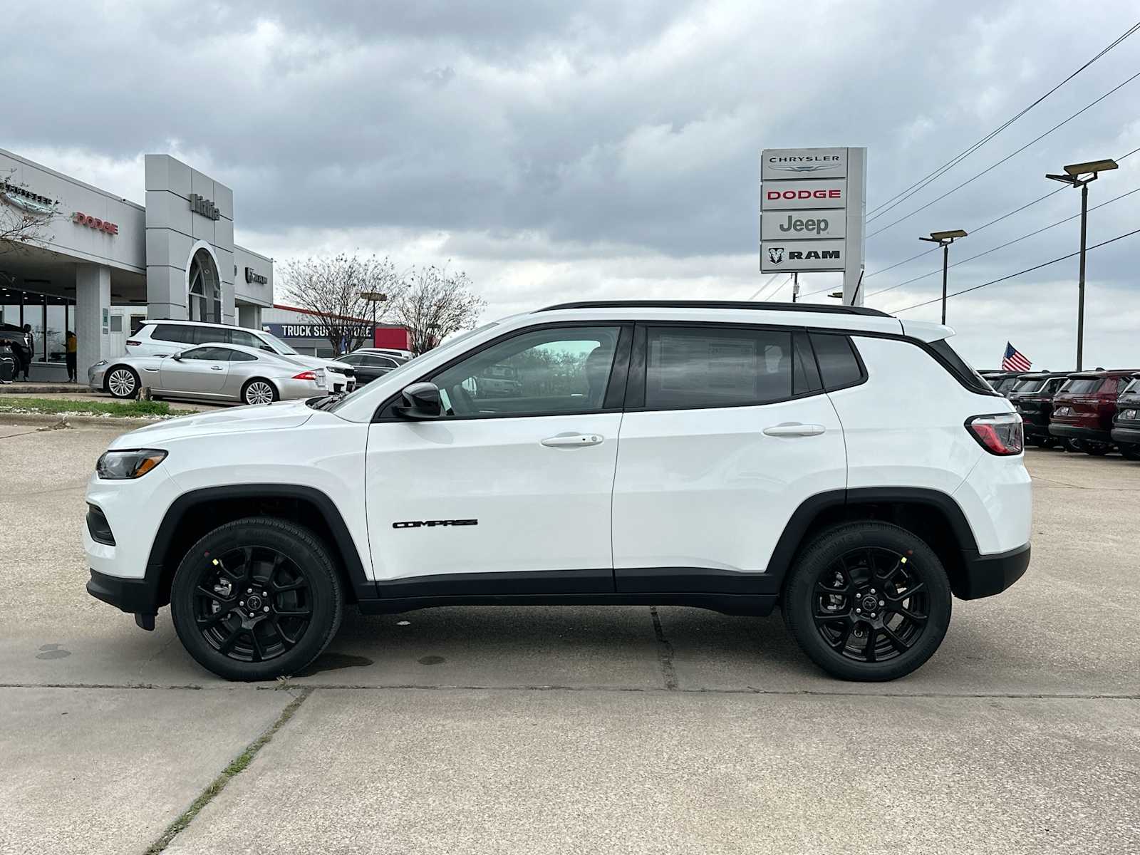 Thumbnail: 2026 Jeep Compass - 12