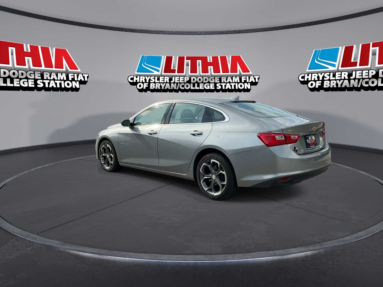 Thumbnail: 2024 Chevrolet Malibu - 6