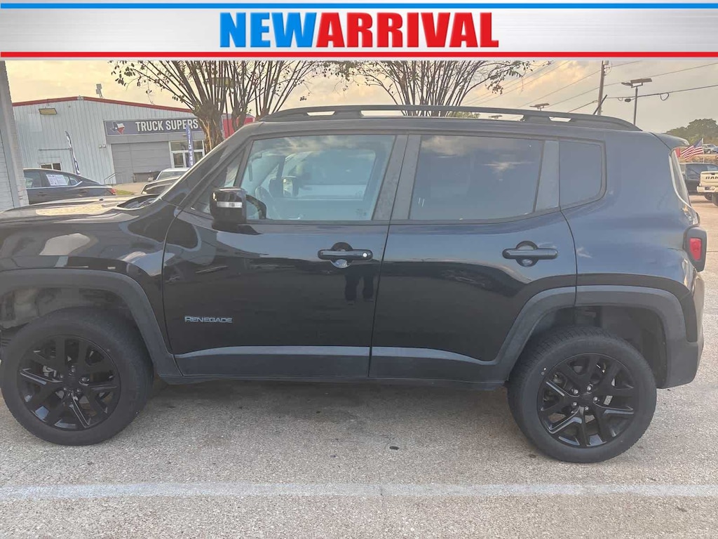 Used 2016 Jeep Renegade Latitude 4x4 SUV