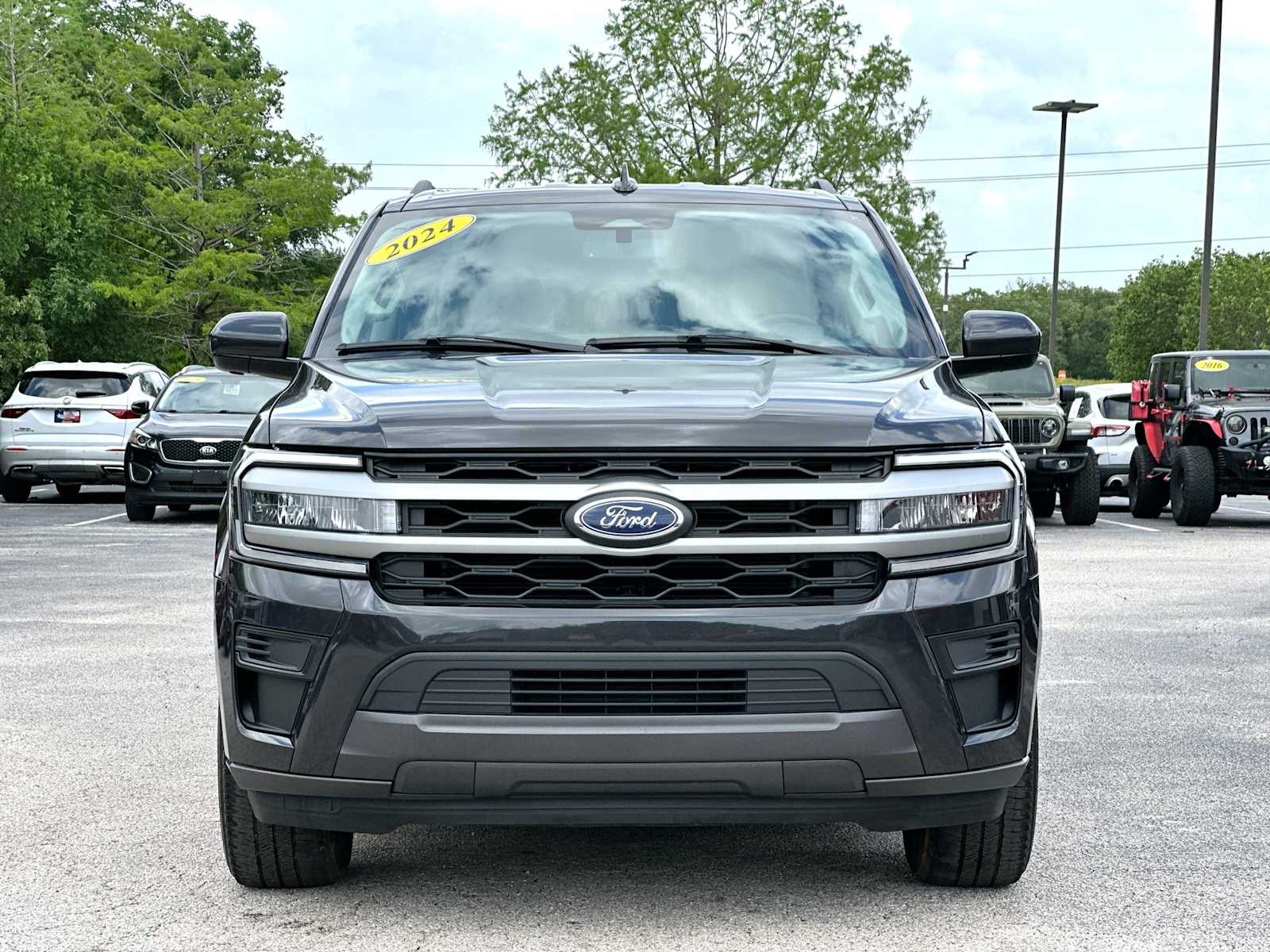 Thumbnail: 2024 Ford Expedition MAX - 10