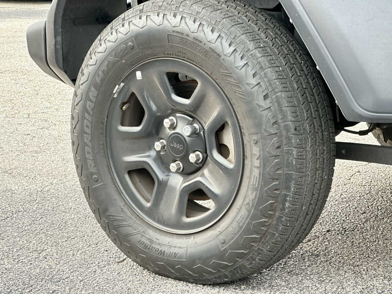 Thumbnail: 2024 Jeep Wrangler - 11