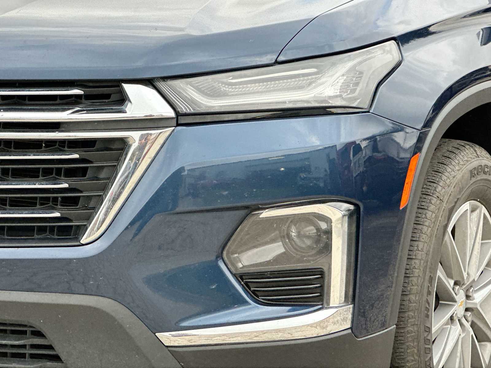 Thumbnail: 2022 Chevrolet Traverse - 16