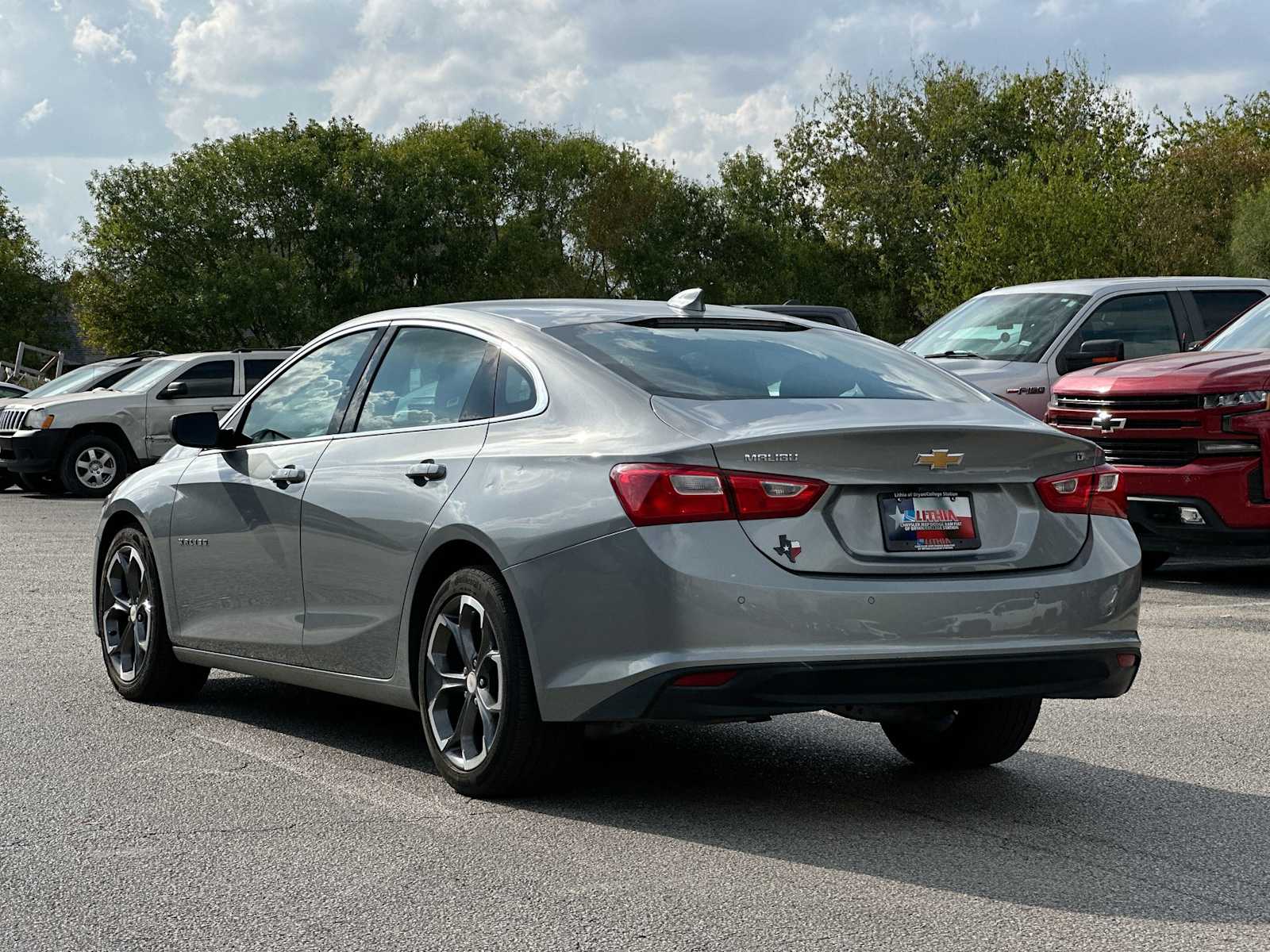 Thumbnail: 2024 Chevrolet Malibu - 13