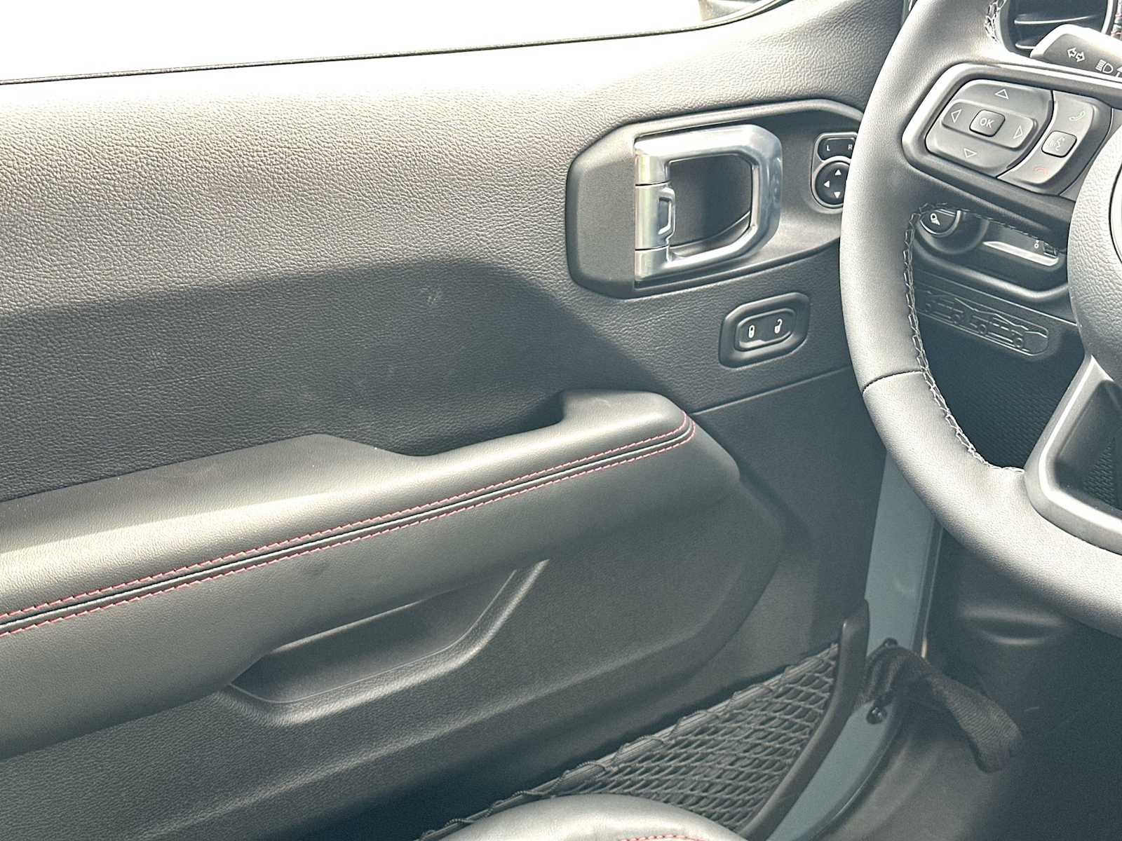 Thumbnail: 2026 Jeep Gladiator - 24