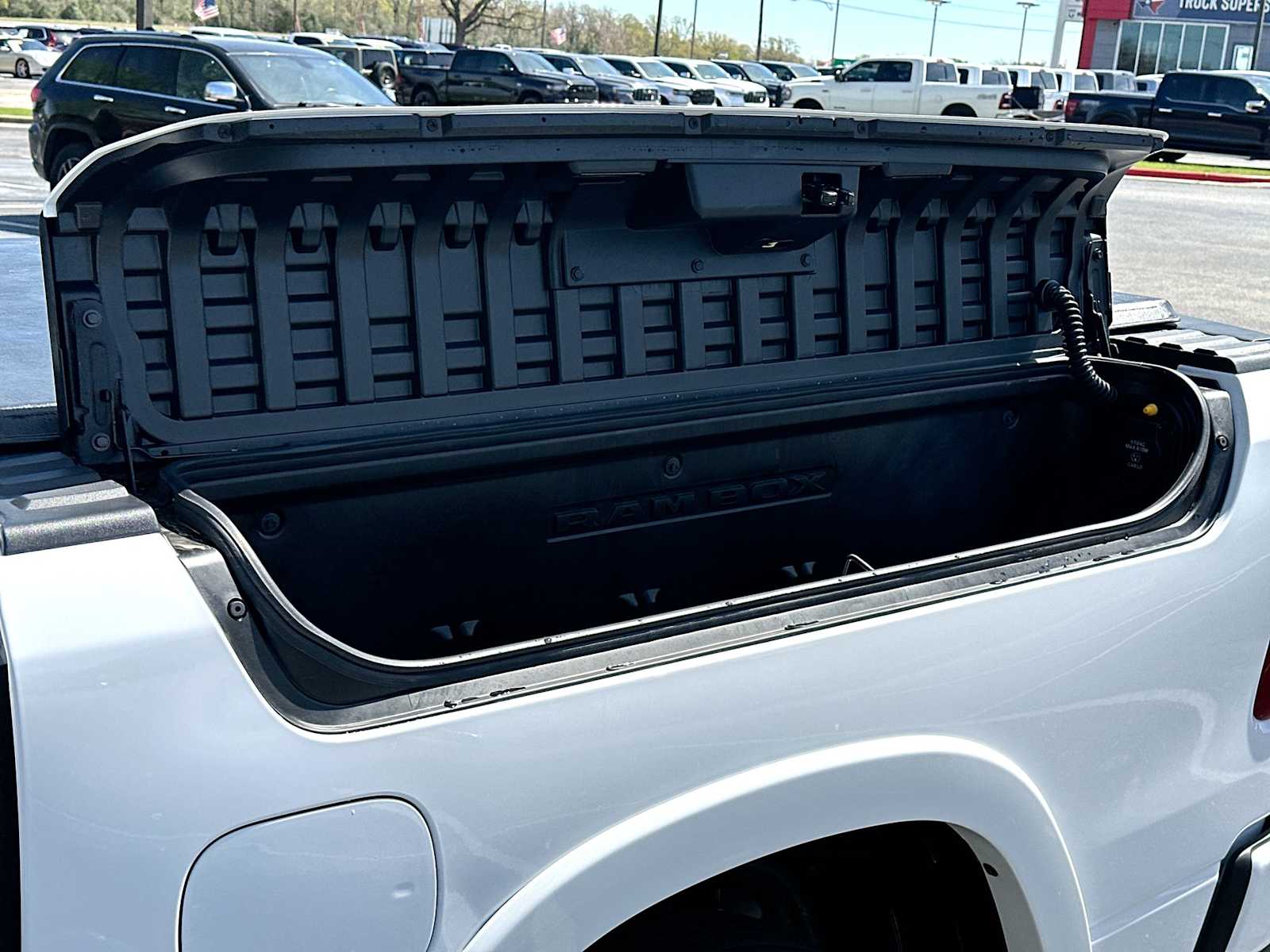 Thumbnail: 2026 RAM 1500 - 28