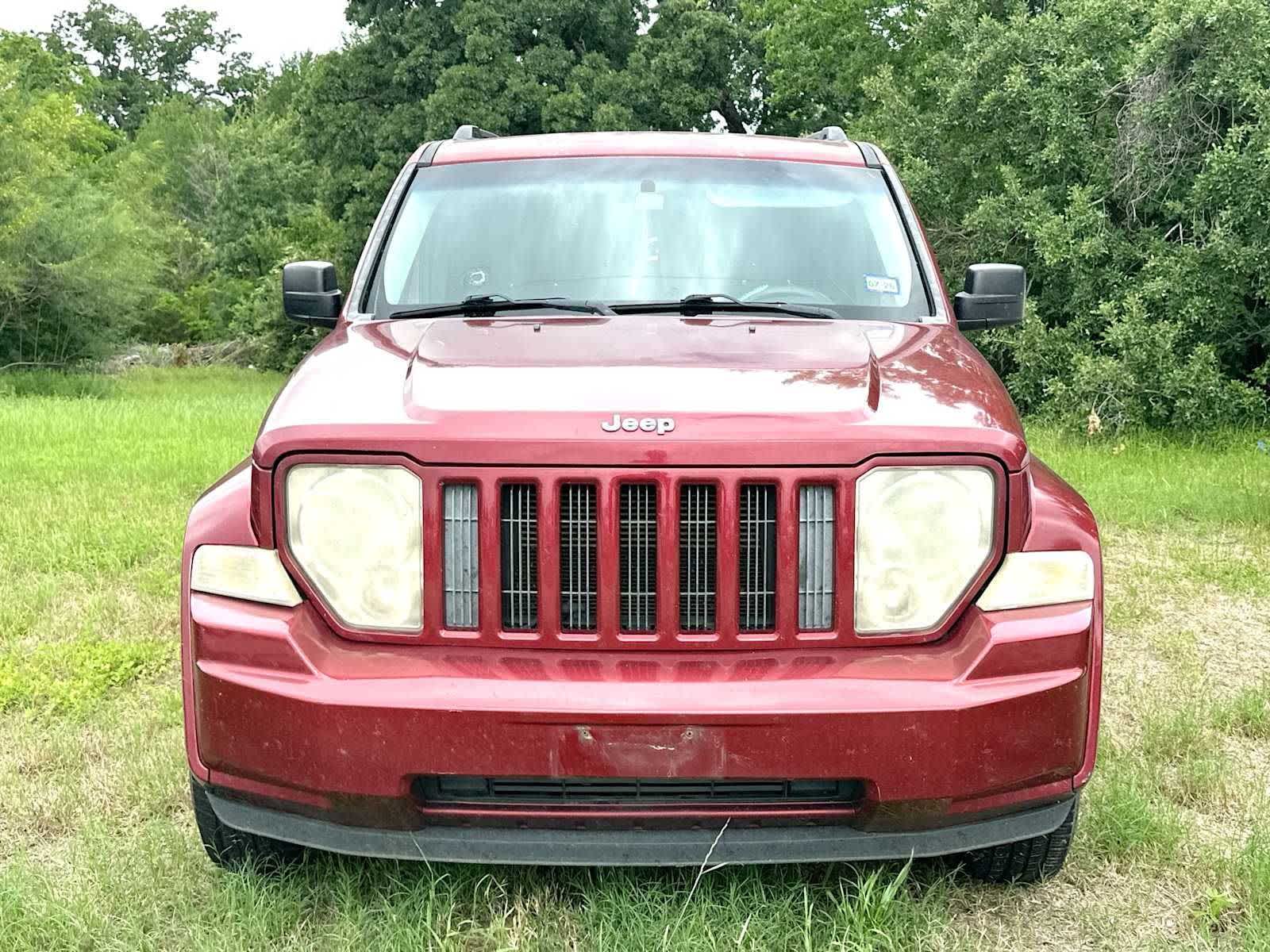 Thumbnail: 2012 Jeep Liberty - 2