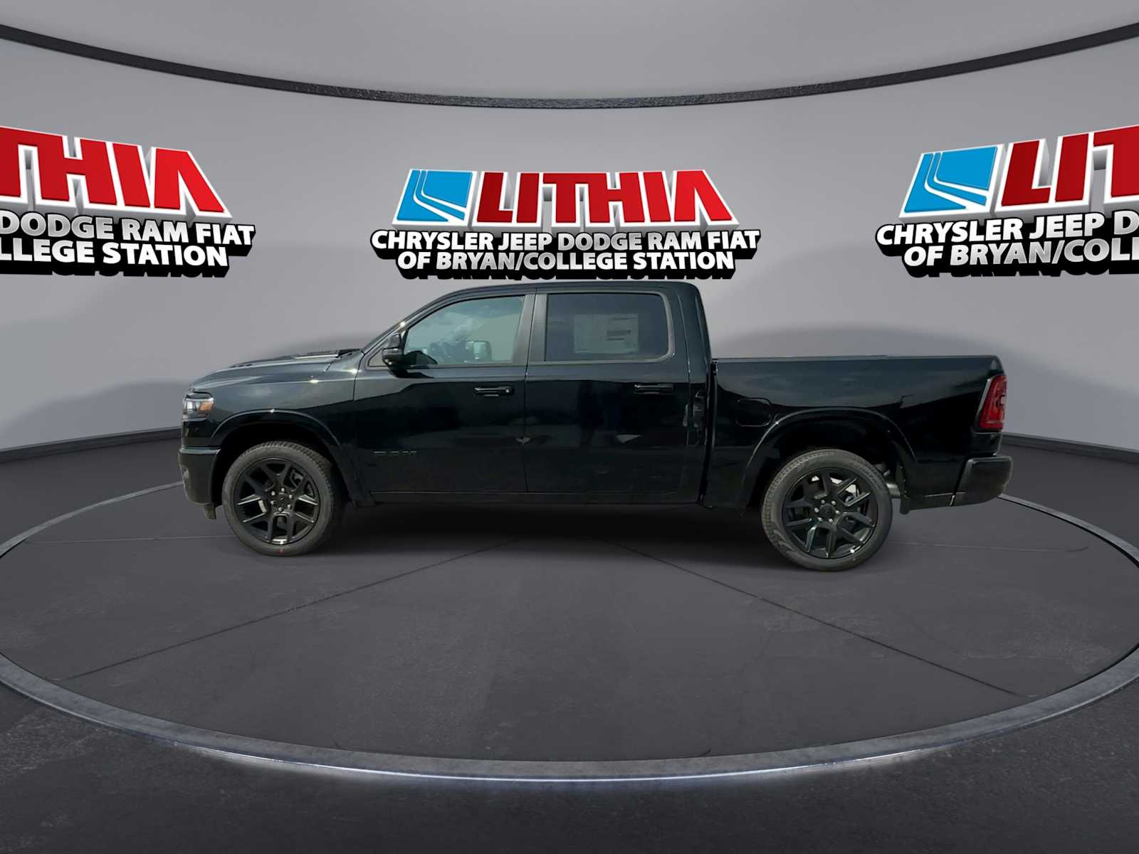 Thumbnail: 2026 RAM 1500 - 5