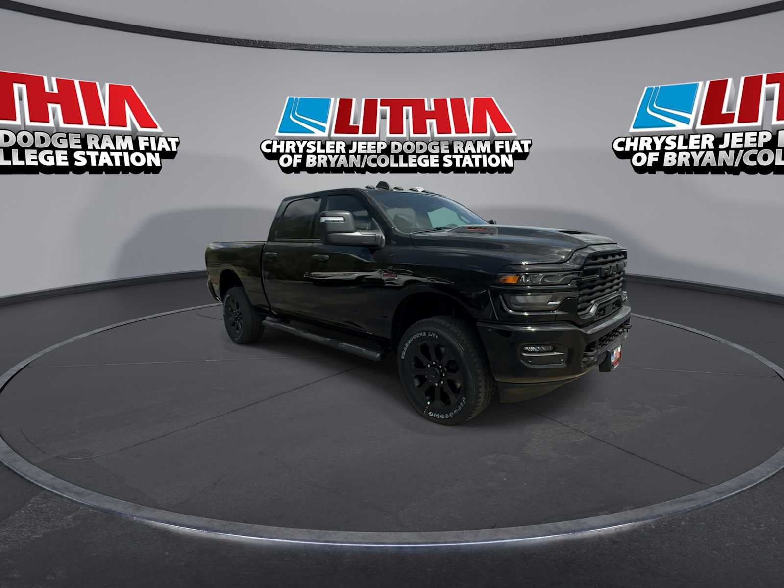New 2027 Ram 2500 TRADESMAN CREW CAB 4X4 Pickup