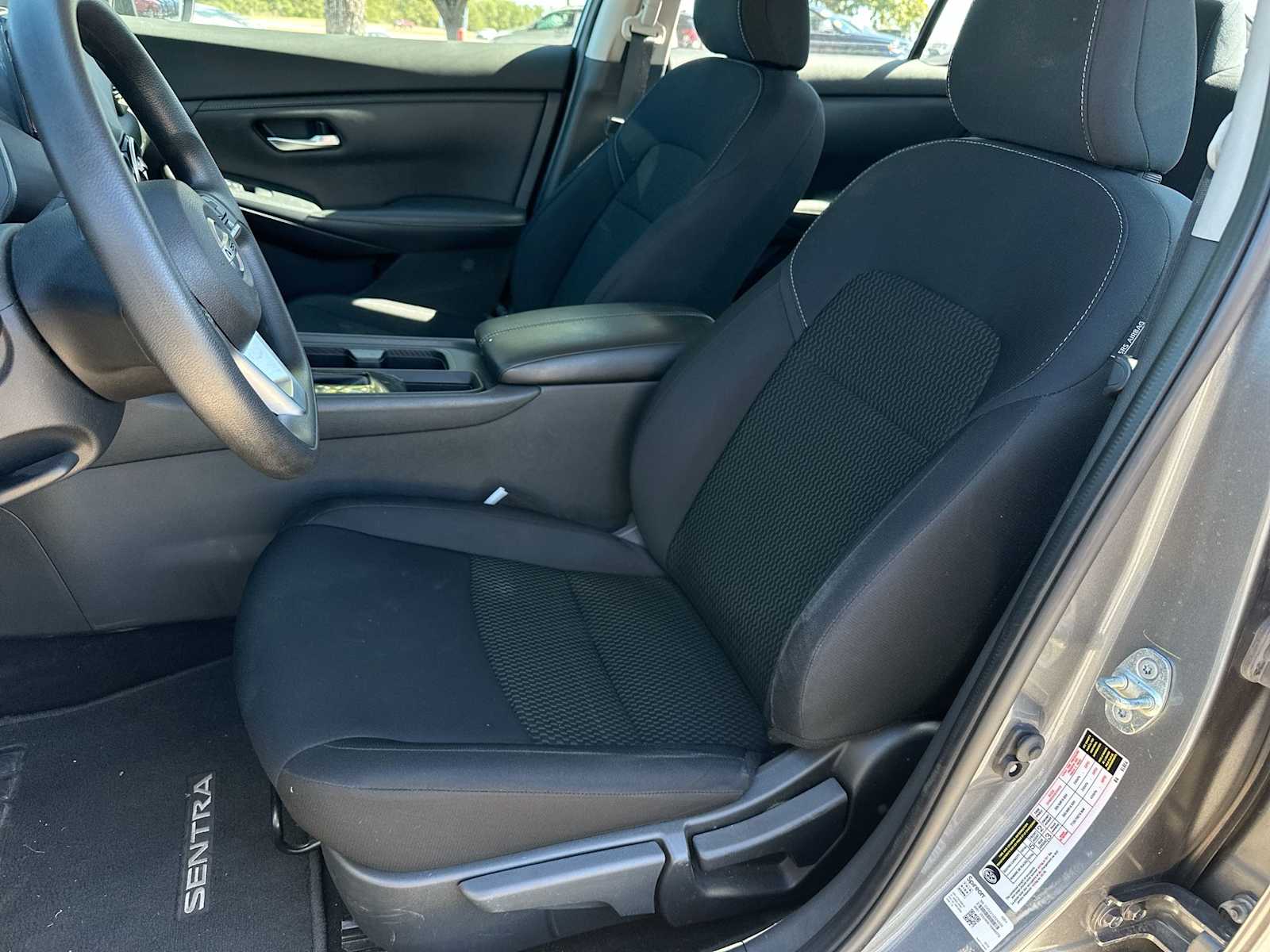 Thumbnail: 2021 Nissan Sentra - 17