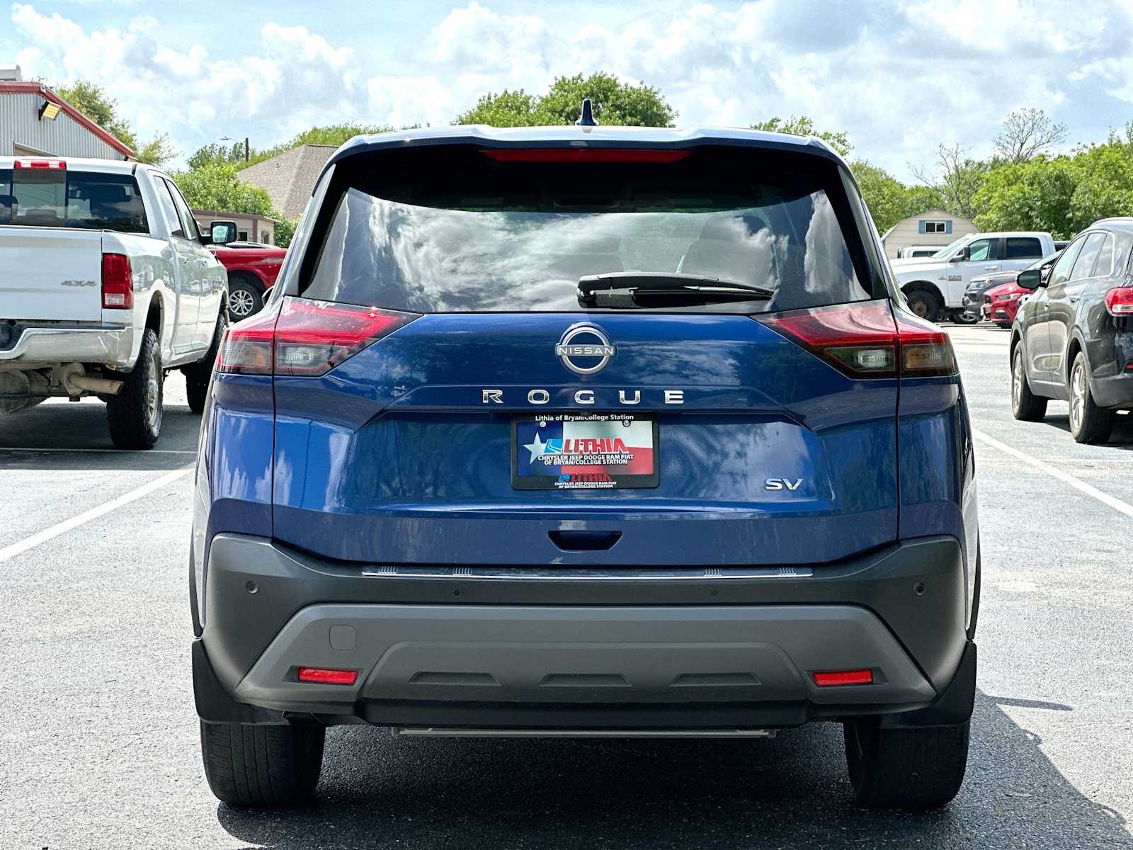 Thumbnail: 2023 Nissan Rogue - 14