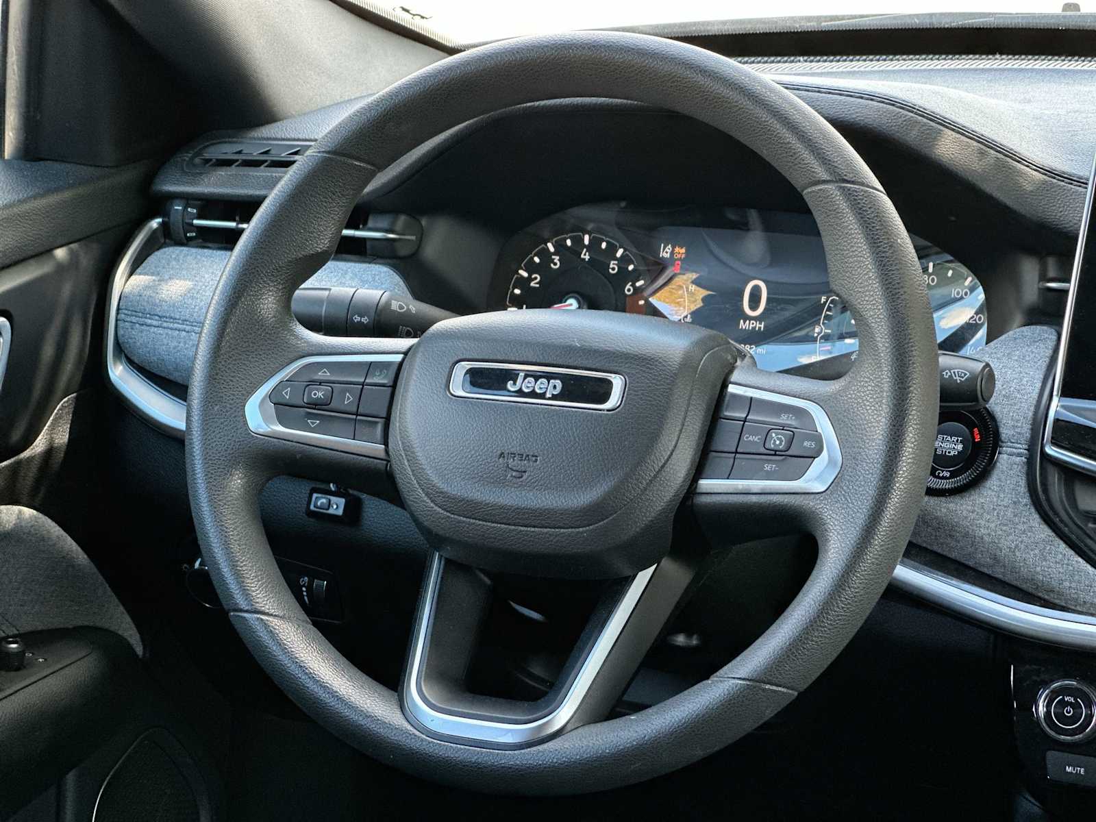 Thumbnail: 2023 Jeep Compass - 27