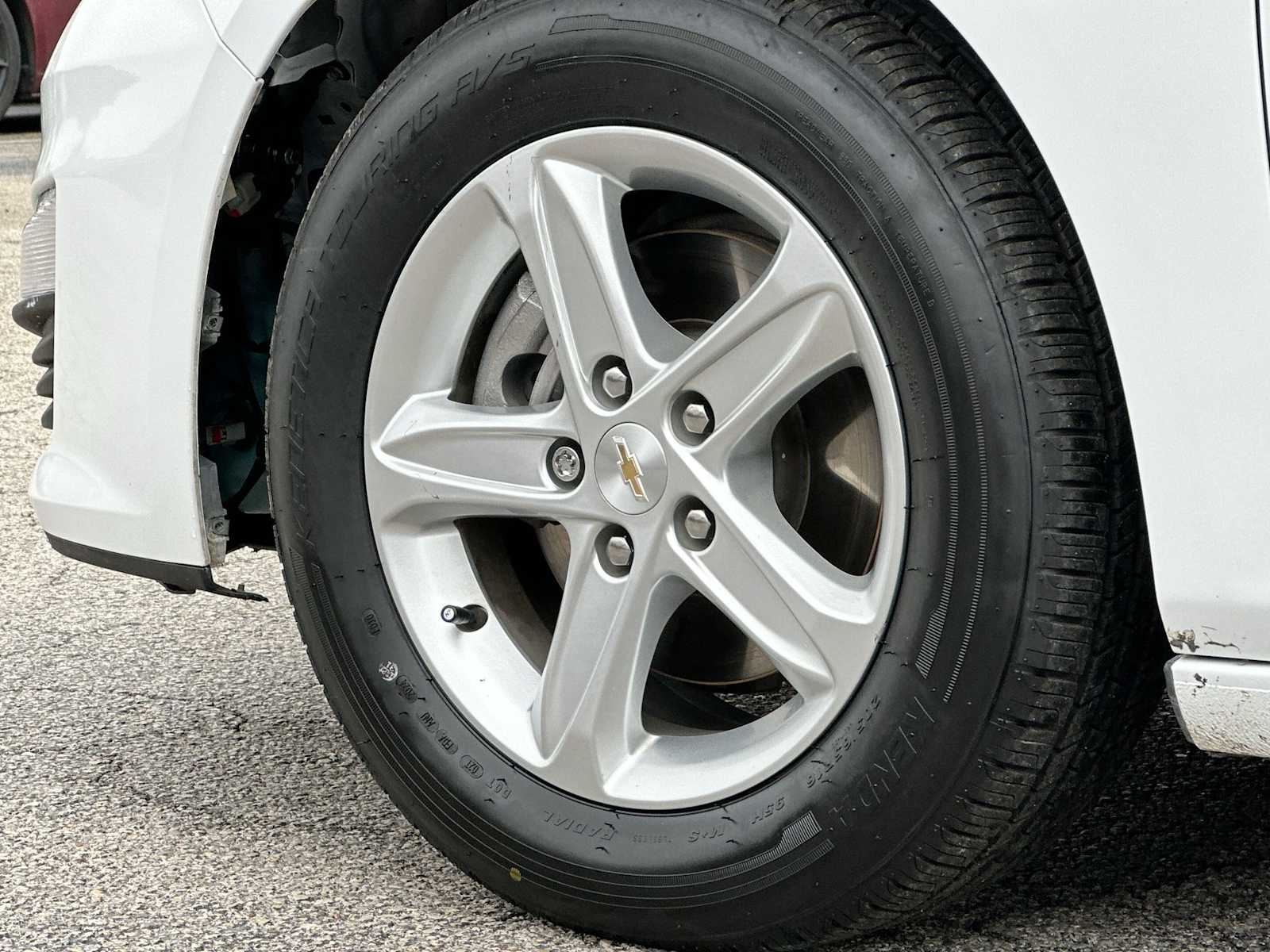 Thumbnail: 2024 Chevrolet Malibu - 11