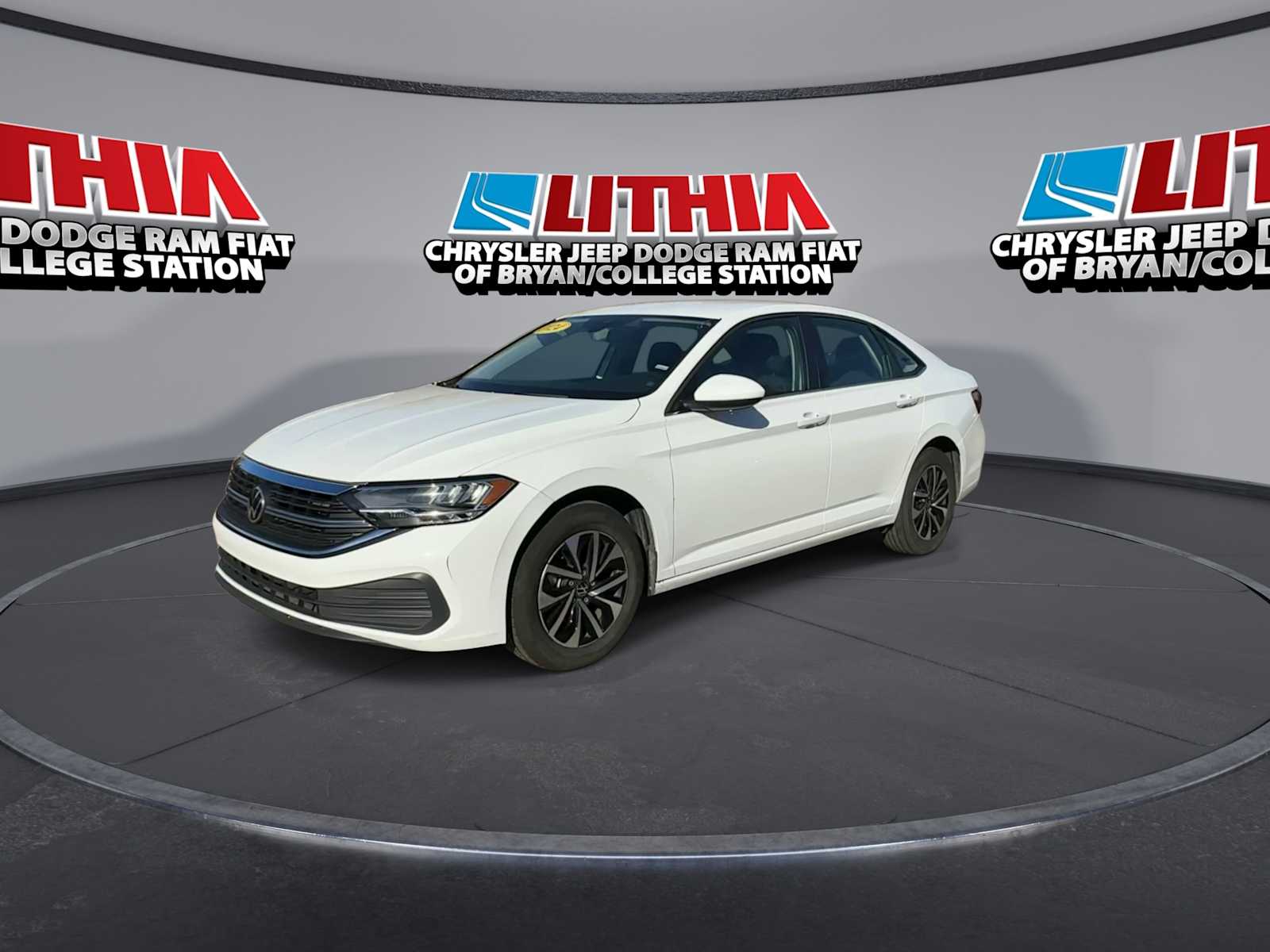 Thumbnail: 2024 Volkswagen Jetta - 4