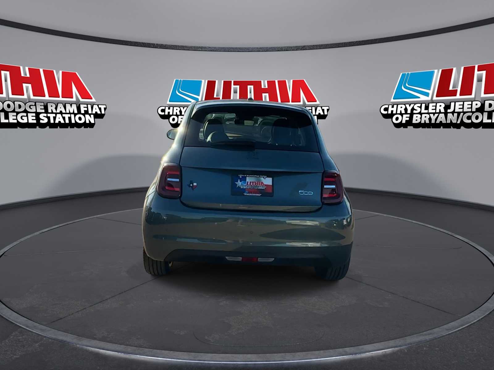 Thumbnail: 2025 Fiat 500e - 7