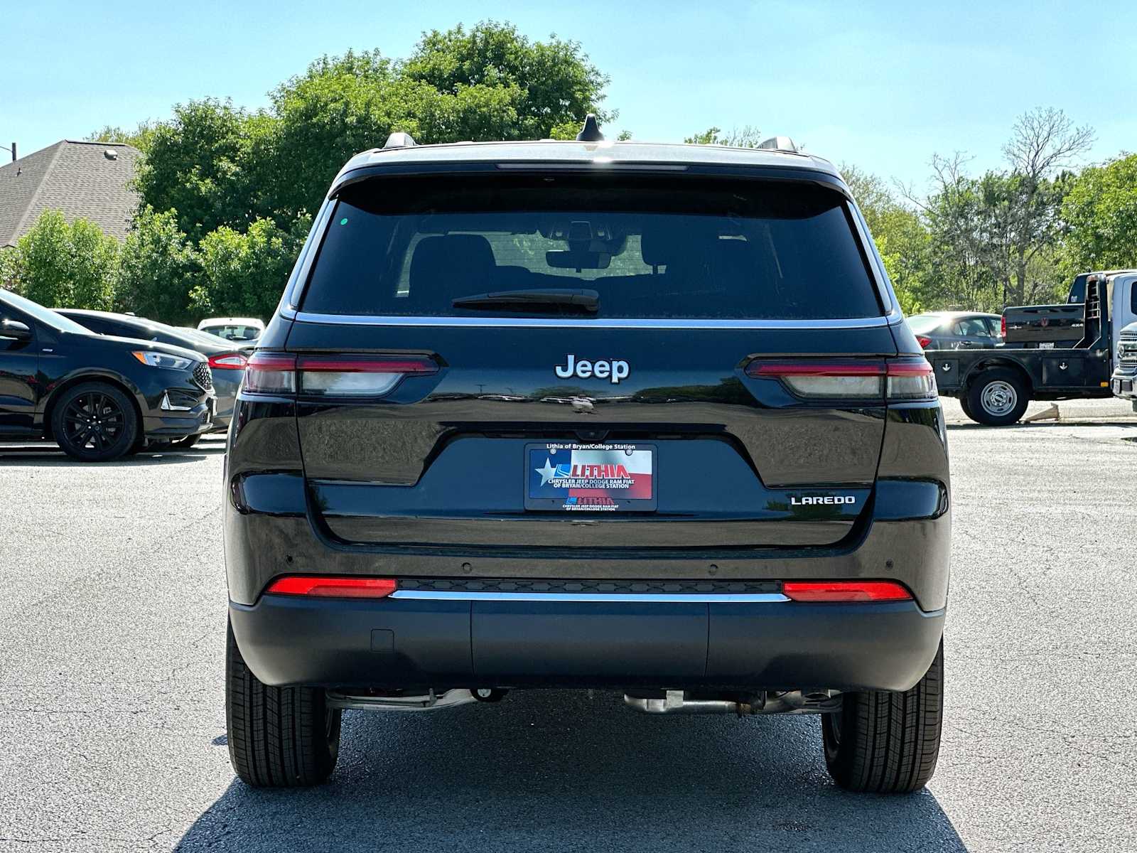 Thumbnail: 2026 Jeep Grand Cherokee - 14