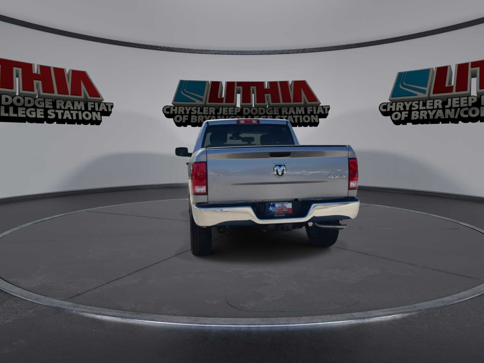 Thumbnail: 2024 RAM 1500 Classic - 7