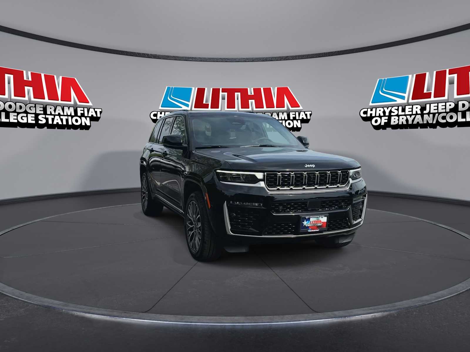 Thumbnail: 2026 Jeep Grand Cherokee - 2
