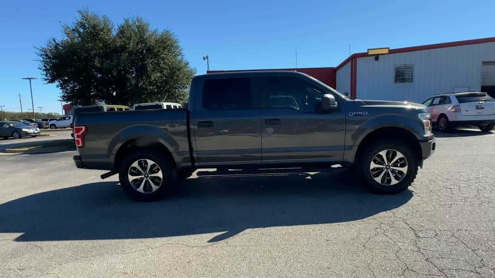 Thumbnail: 2019 Ford F-150 - 9