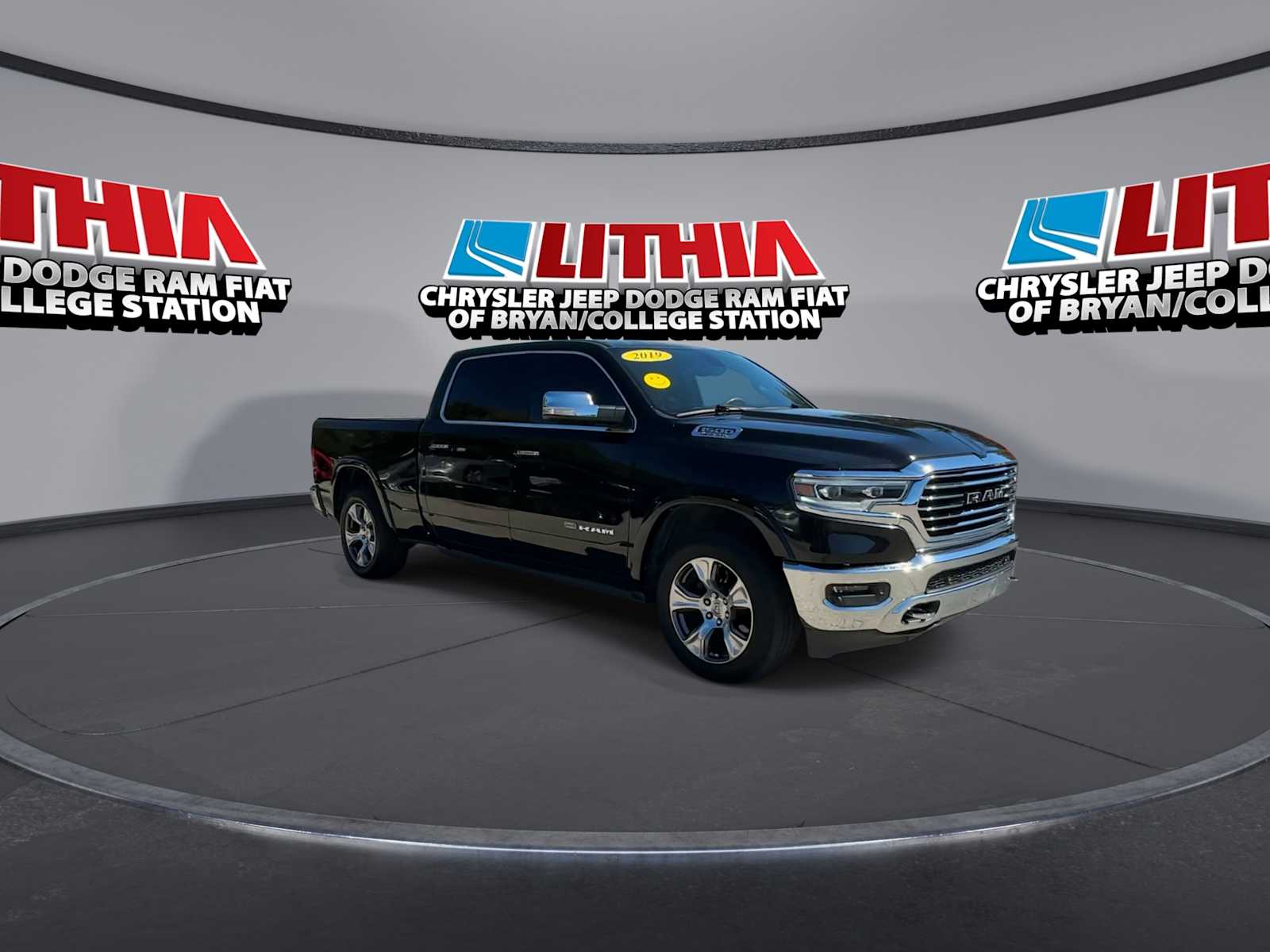 2019 Ram 1500 Longhorn photo 2