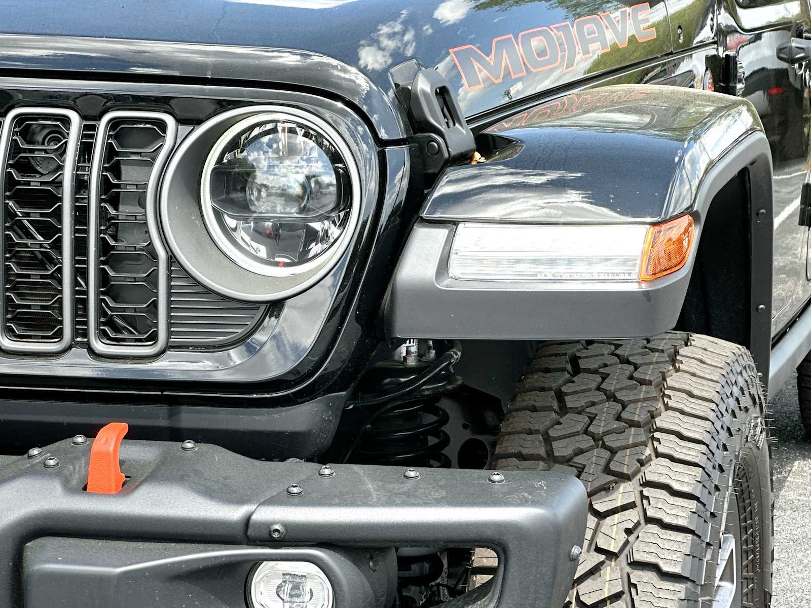 Thumbnail: 2026 Jeep Gladiator - 16