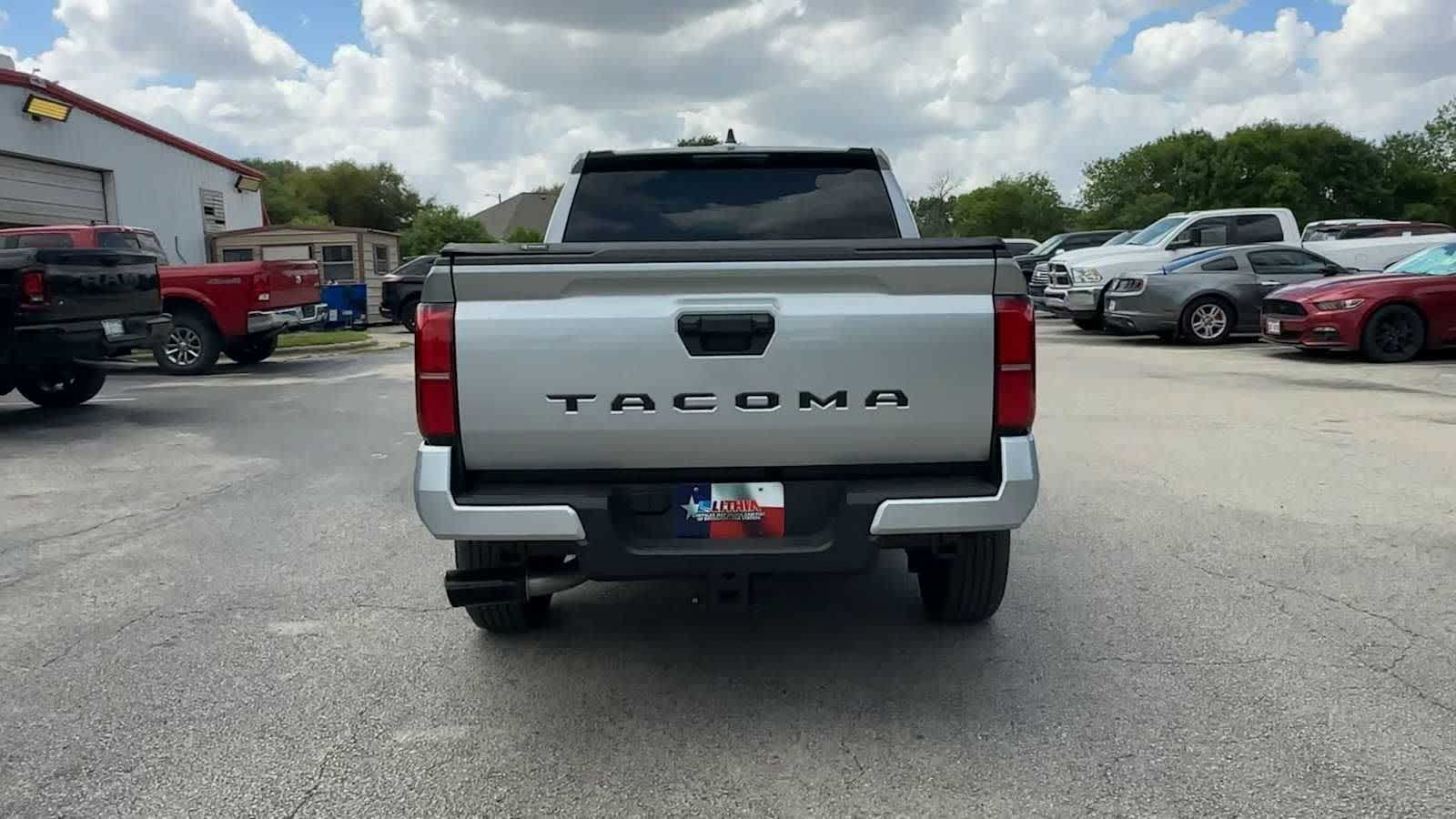 Thumbnail: 2025 Toyota Tacoma - 7