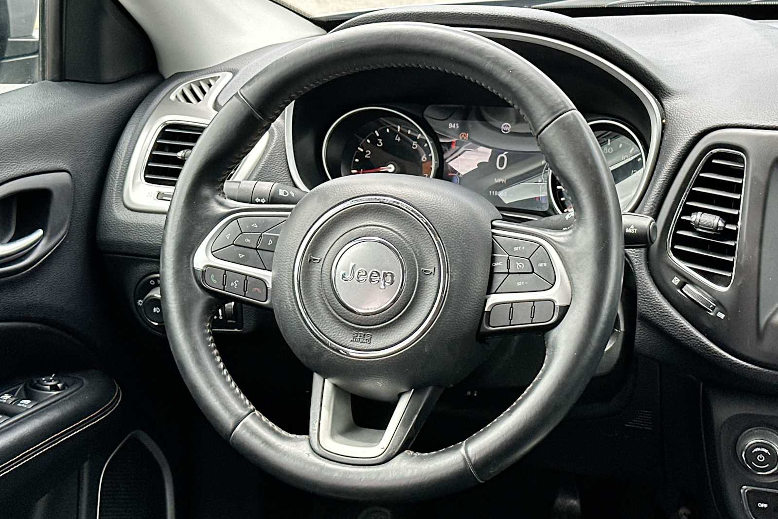 Thumbnail: 2018 Jeep Compass - 27