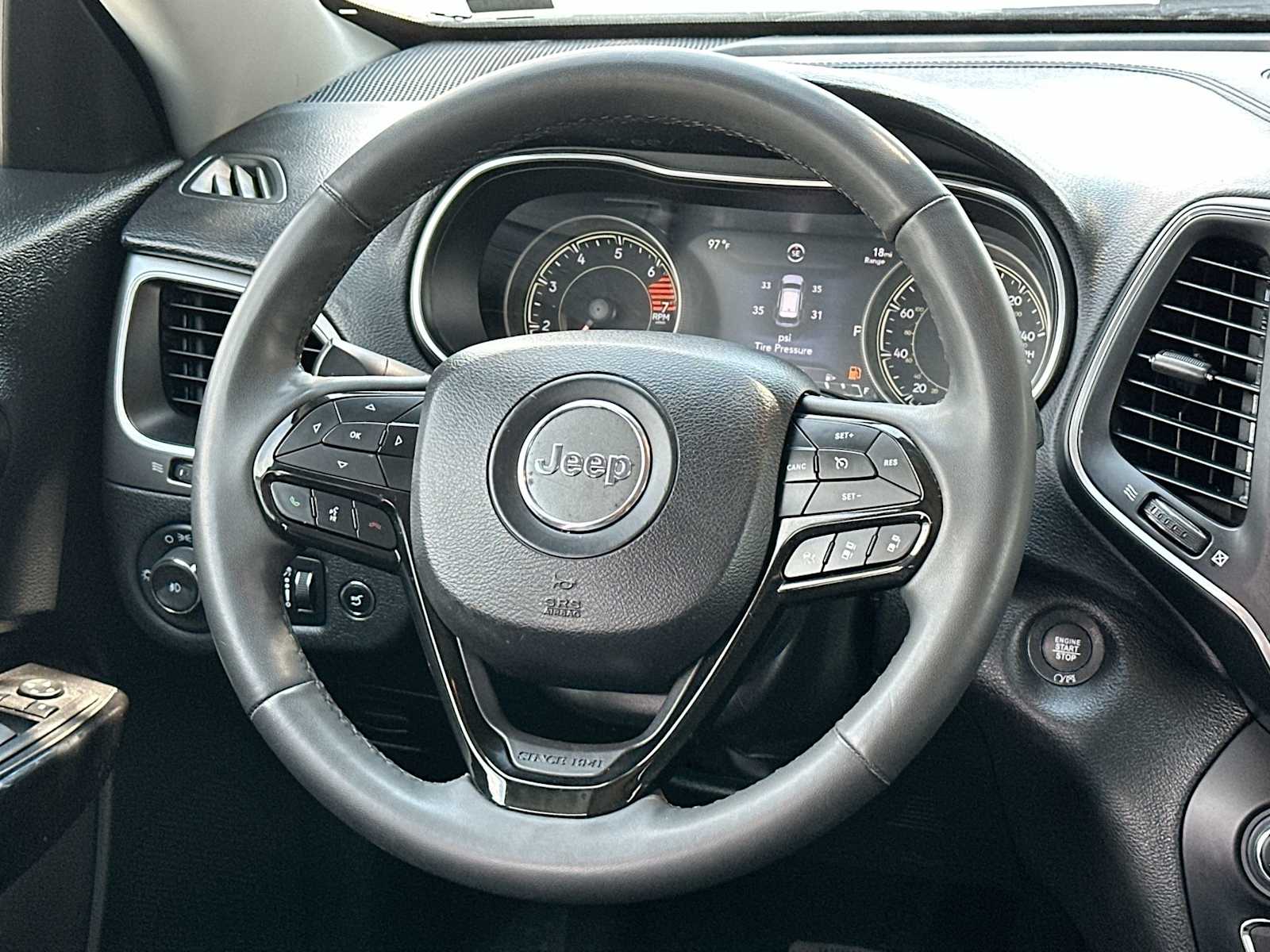 Thumbnail: 2023 Jeep Cherokee - 27