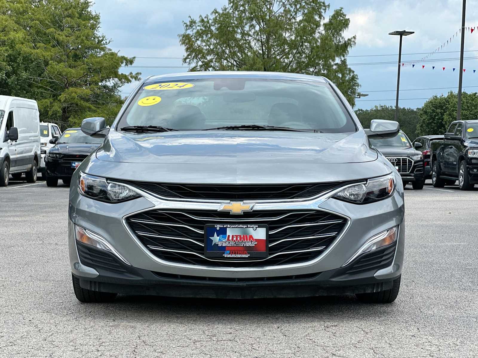Thumbnail: 2024 Chevrolet Malibu - 10