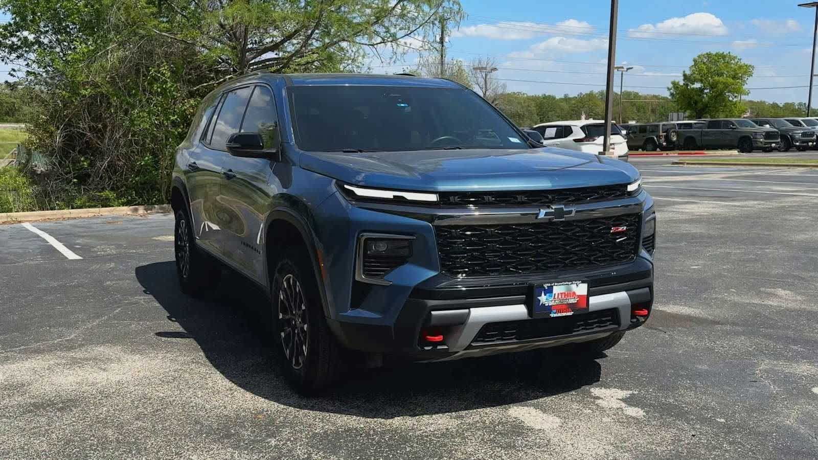 Thumbnail: 2025 Chevrolet Traverse - 2