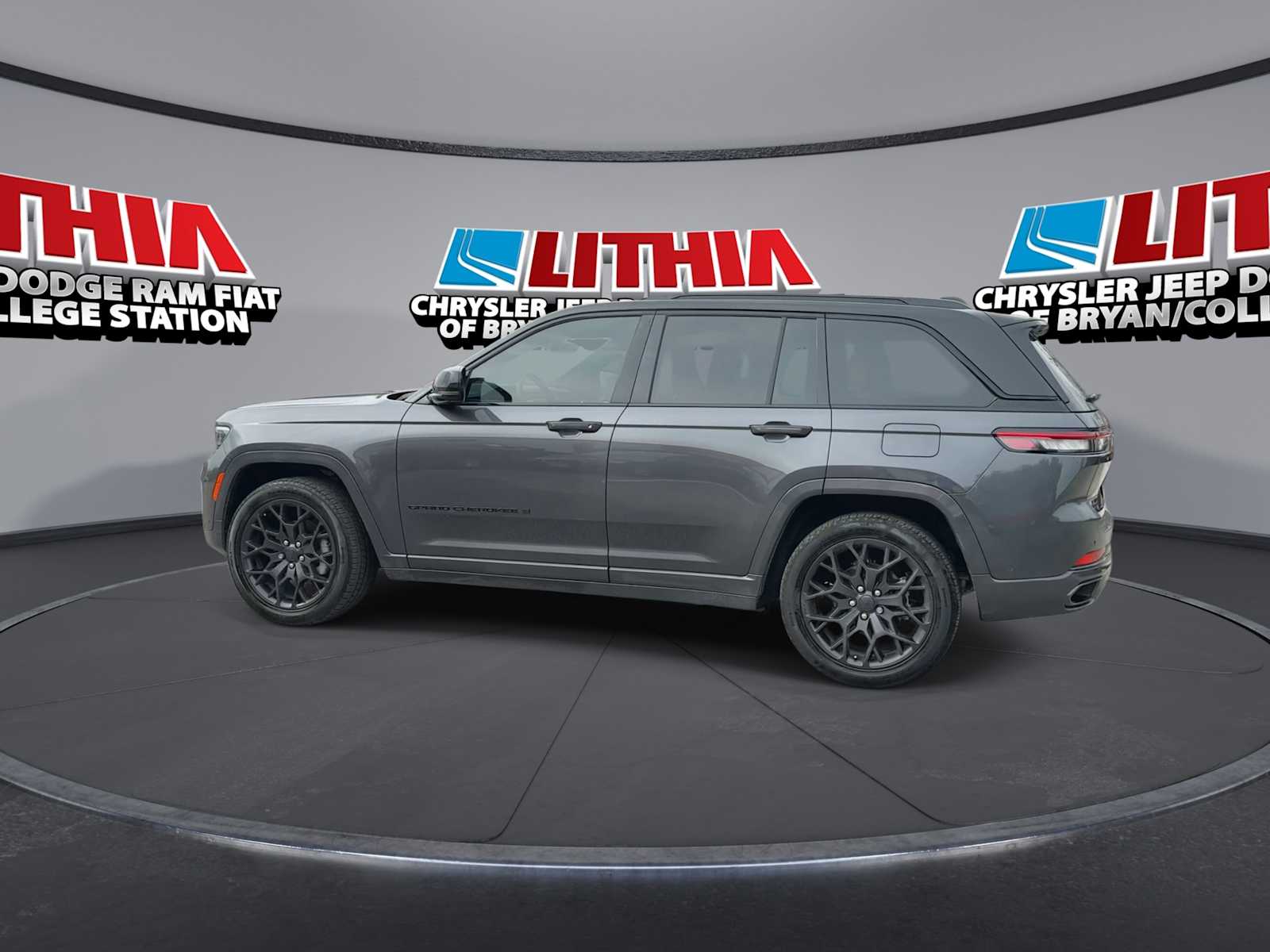 Thumbnail: 2024 Jeep Grand Cherokee - 5