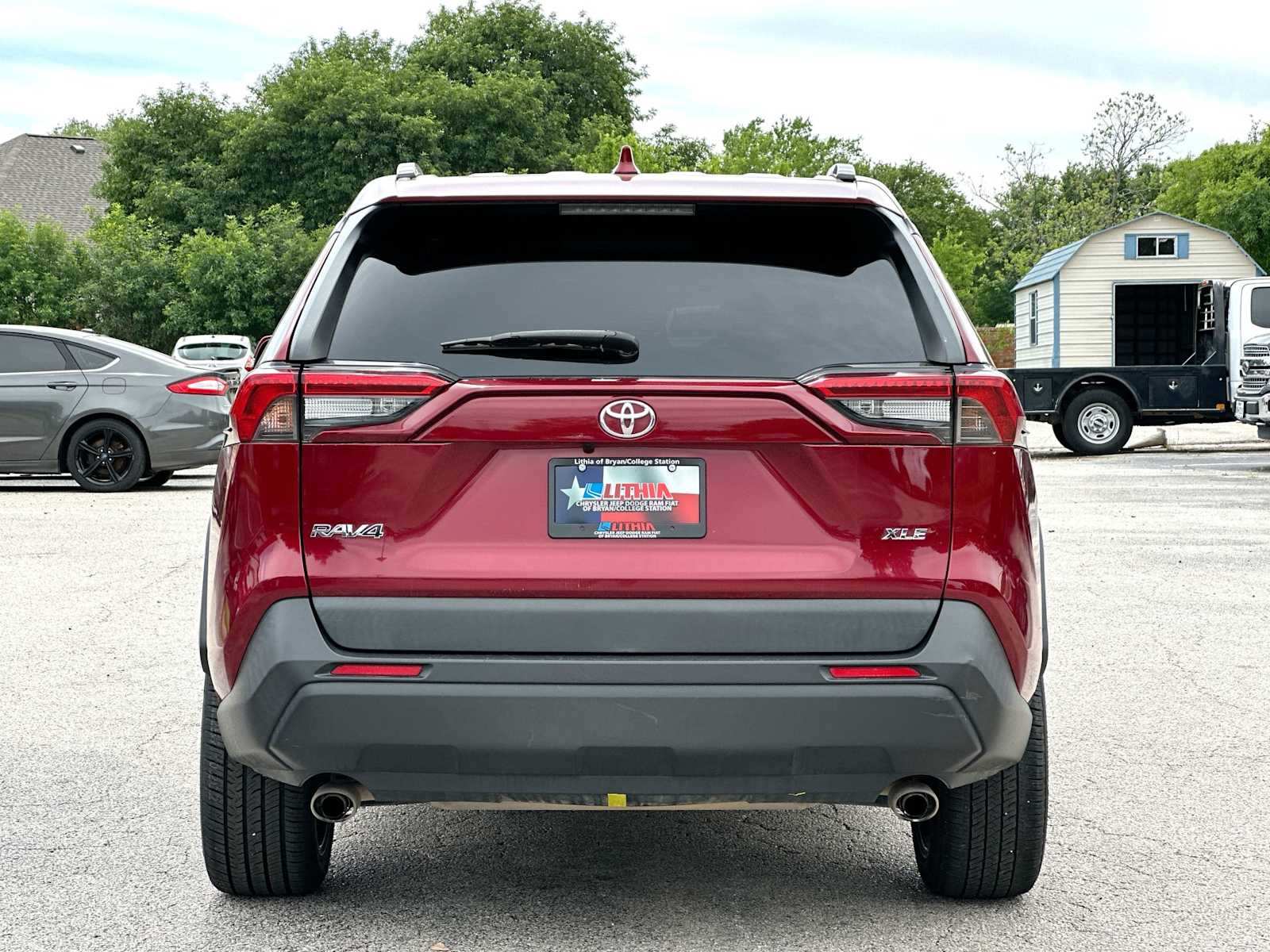 Thumbnail: 2020 Toyota RAV4 - 14