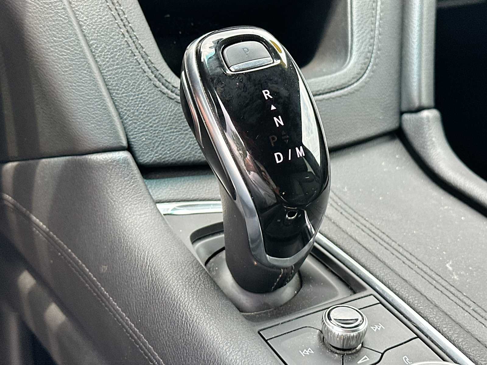 Thumbnail: 2021 Cadillac XT5 - 21