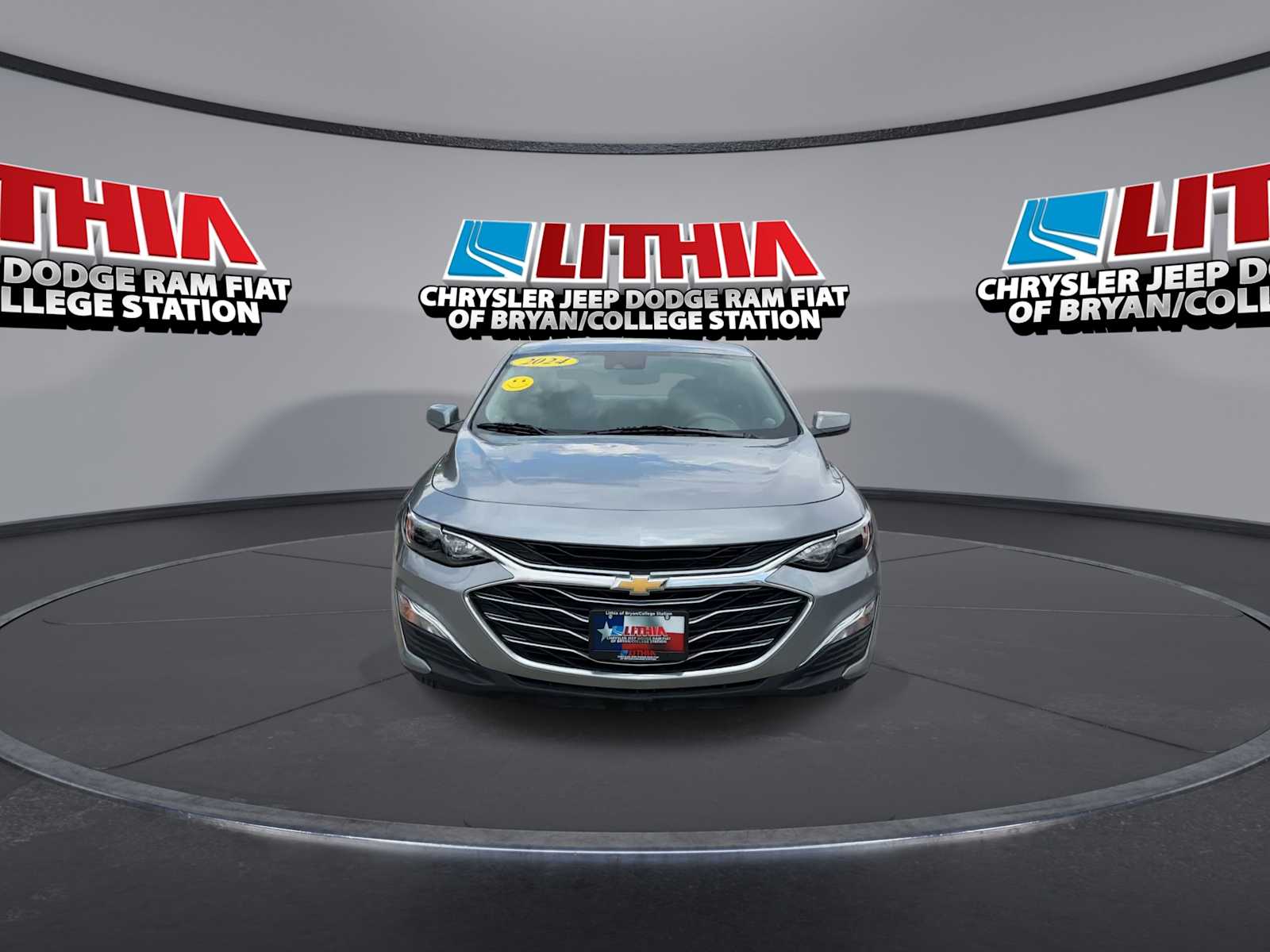 Thumbnail: 2024 Chevrolet Malibu - 3