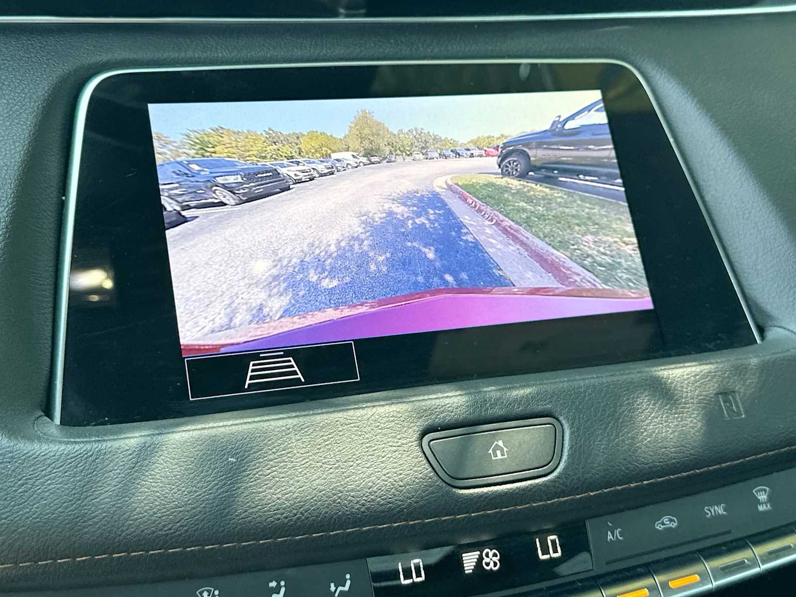 Thumbnail: 2020 Cadillac XT4 - 20