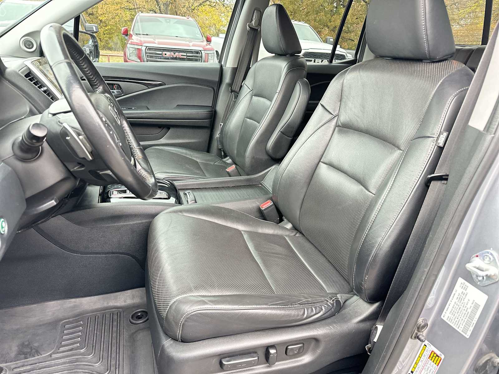 Thumbnail: 2020 Honda Ridgeline - 17