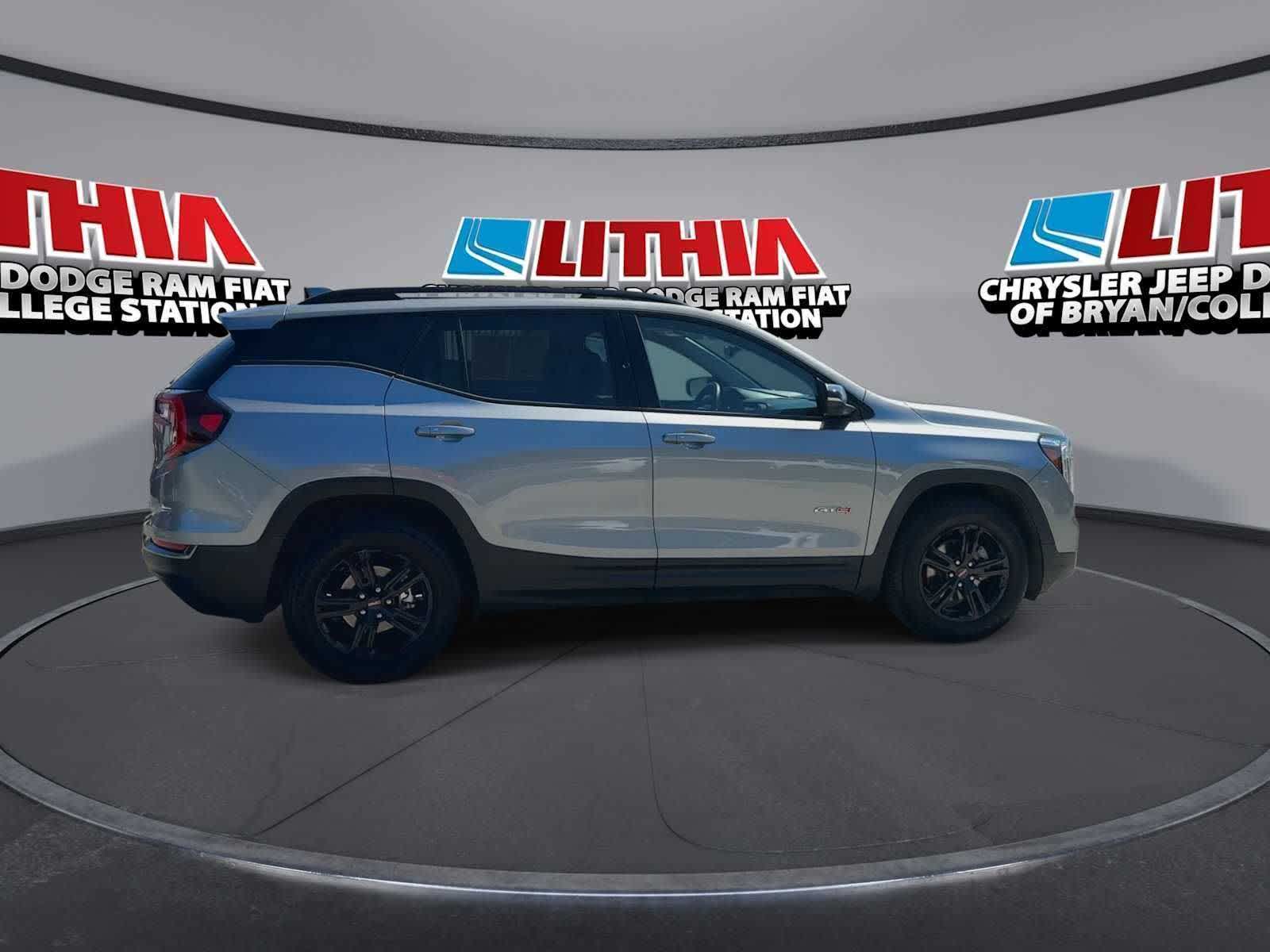 Thumbnail: 2023 GMC Terrain - 8