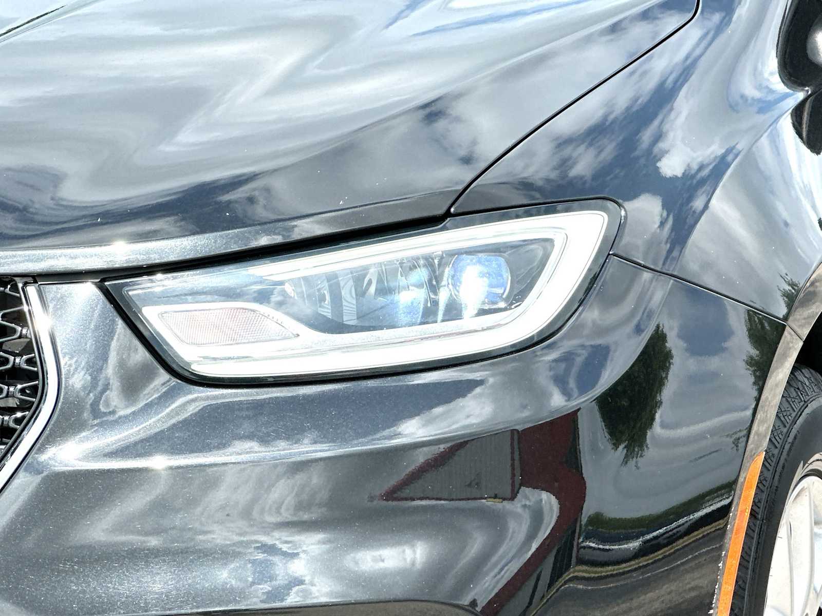 Thumbnail: 2023 Chrysler Pacifica - 16