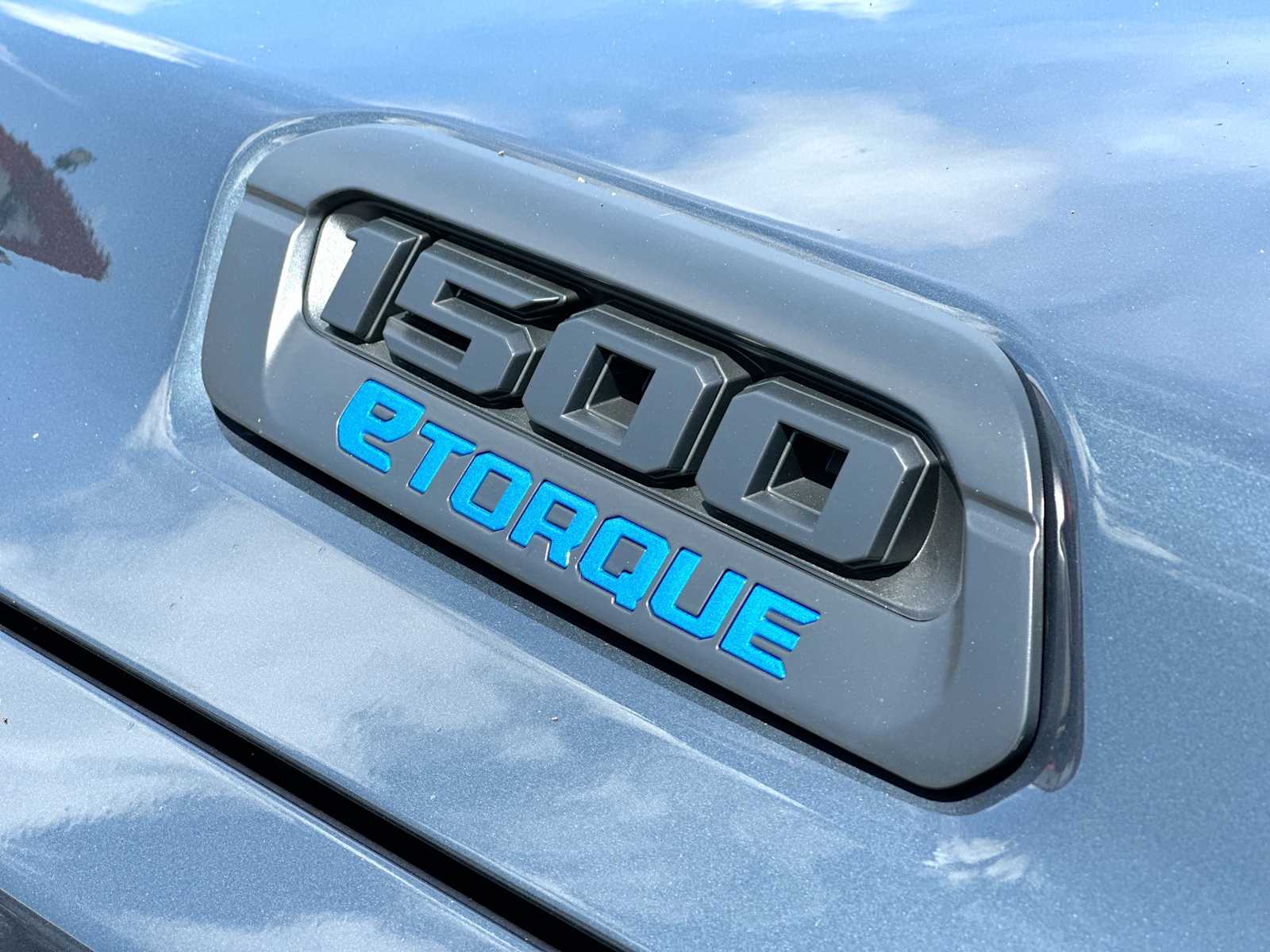 Thumbnail: 2026 RAM 1500 - 15