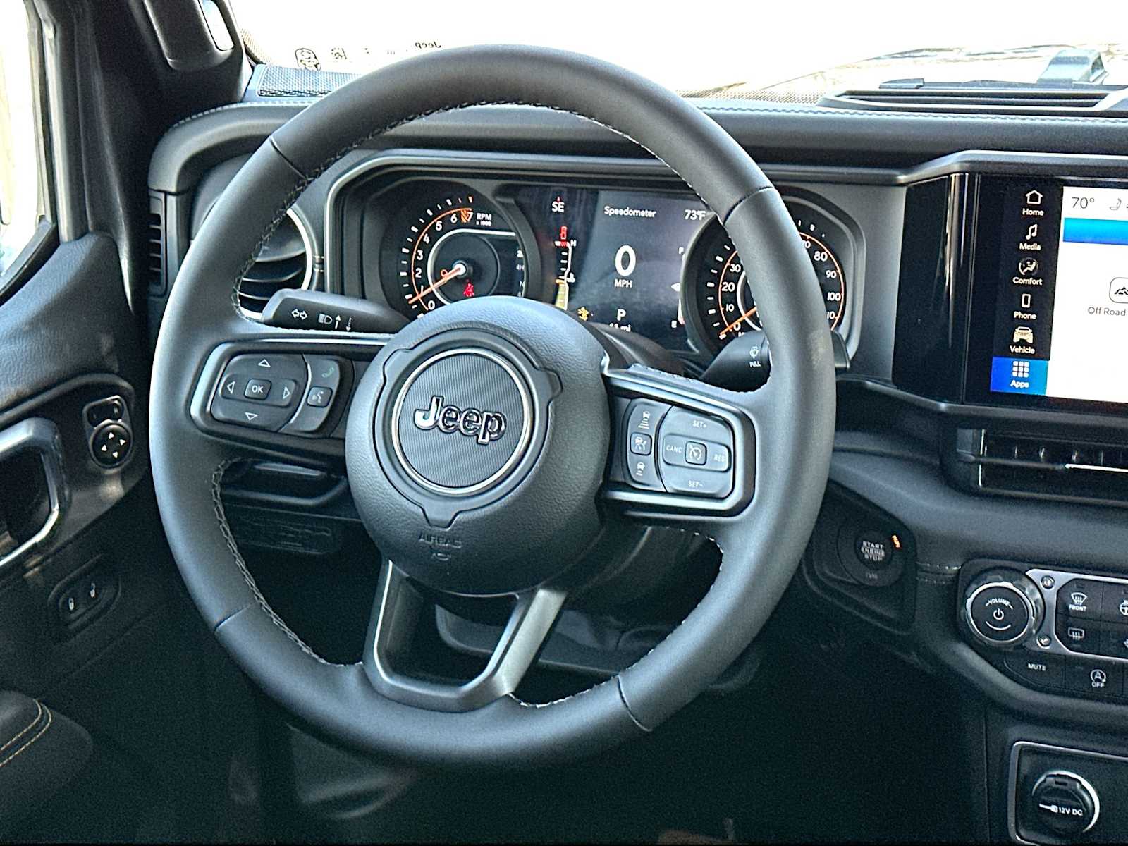 Thumbnail: 2026 Jeep Gladiator - 27