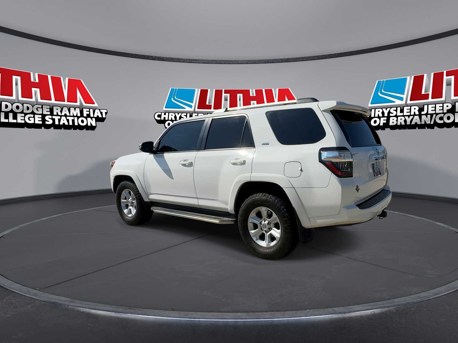 Thumbnail: 2022 Toyota 4Runner - 6