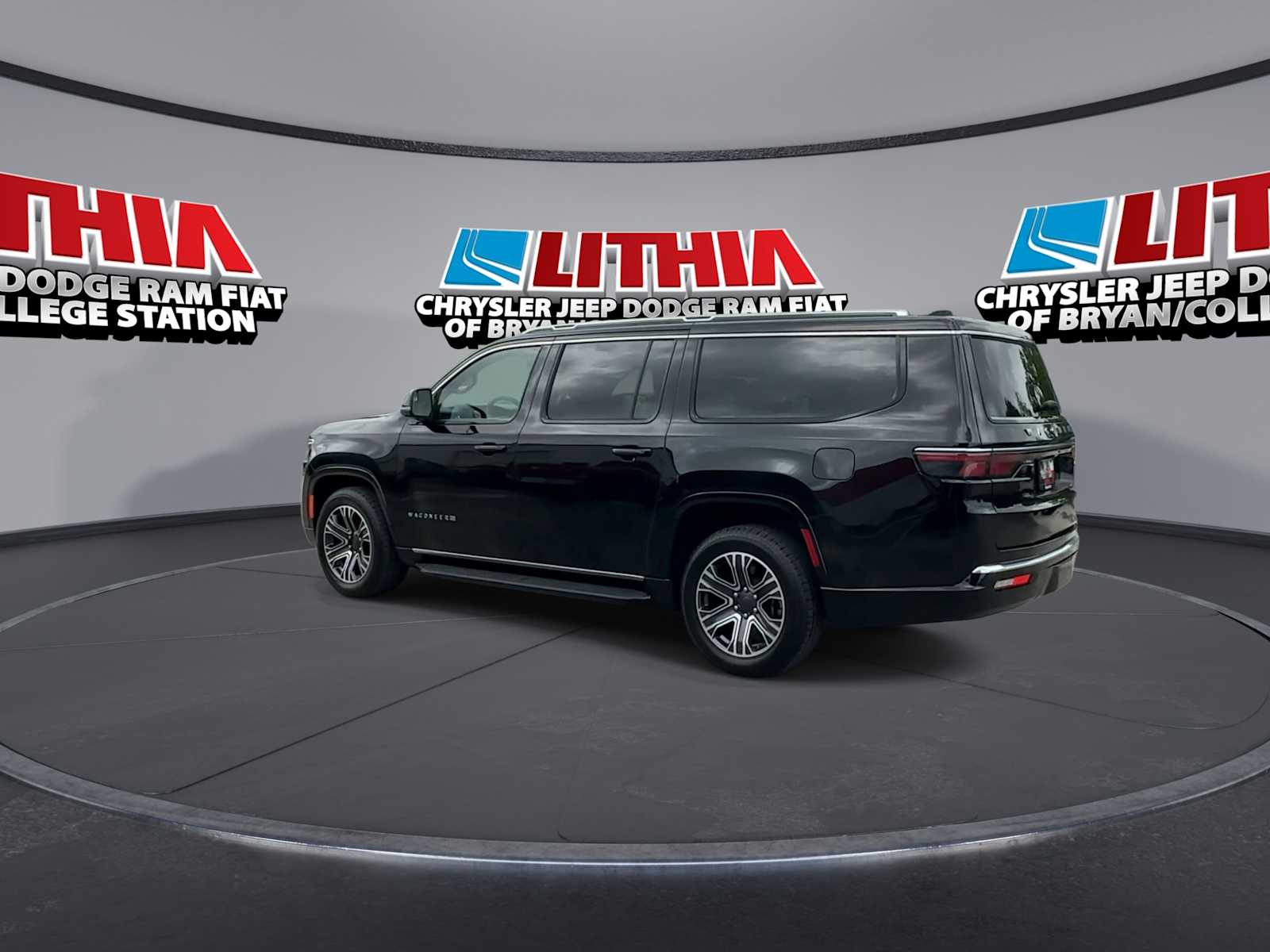 Thumbnail: 2024 Jeep Wagoneer - 6