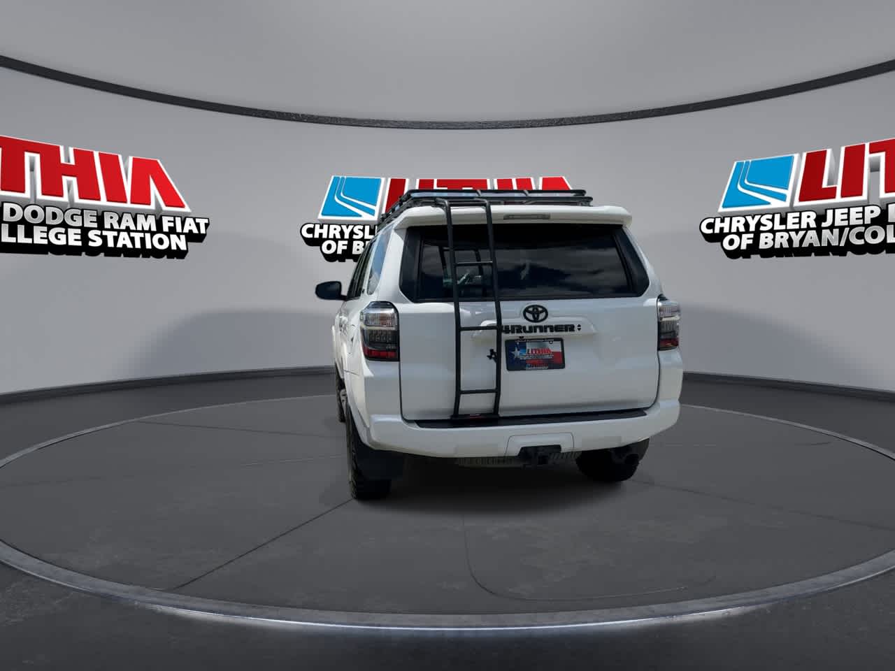 Thumbnail: 2021 Toyota 4Runner - 7