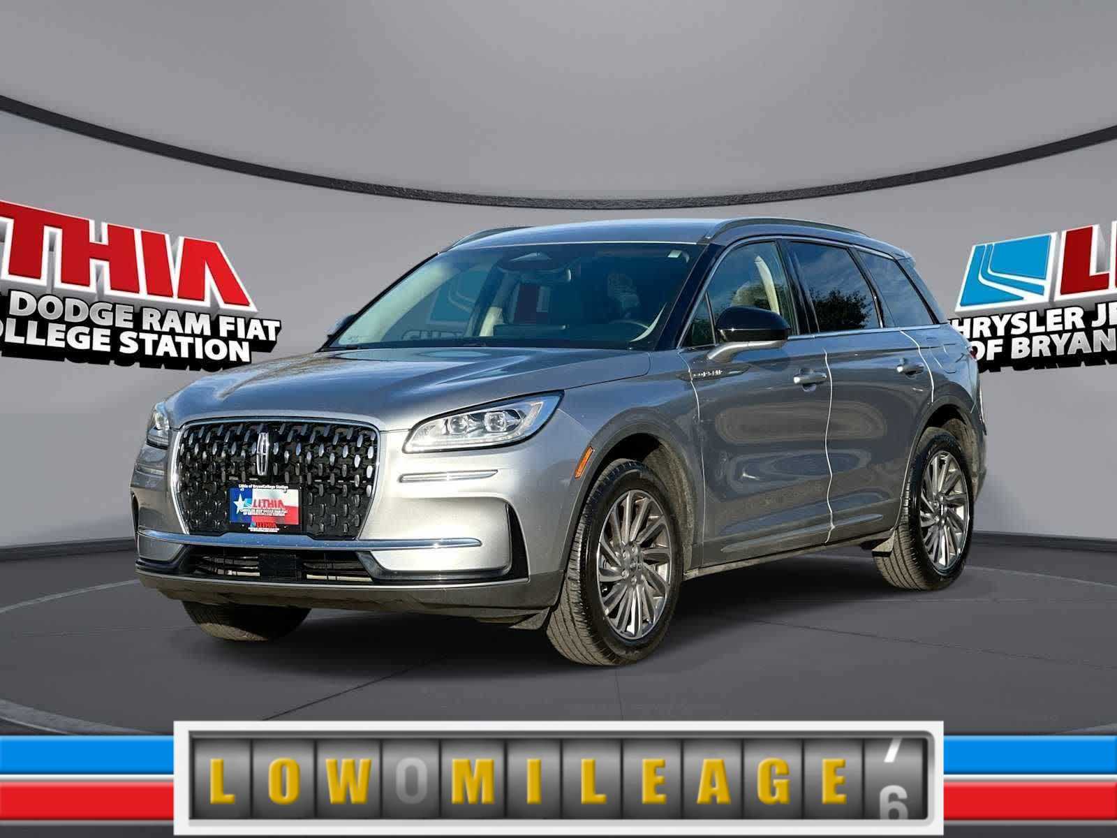 Thumbnail: 2023 Lincoln Corsair - 1