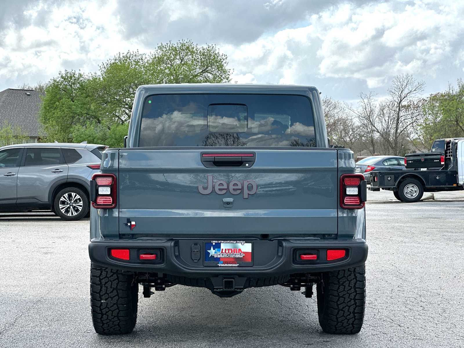 Thumbnail: 2026 Jeep Gladiator - 14