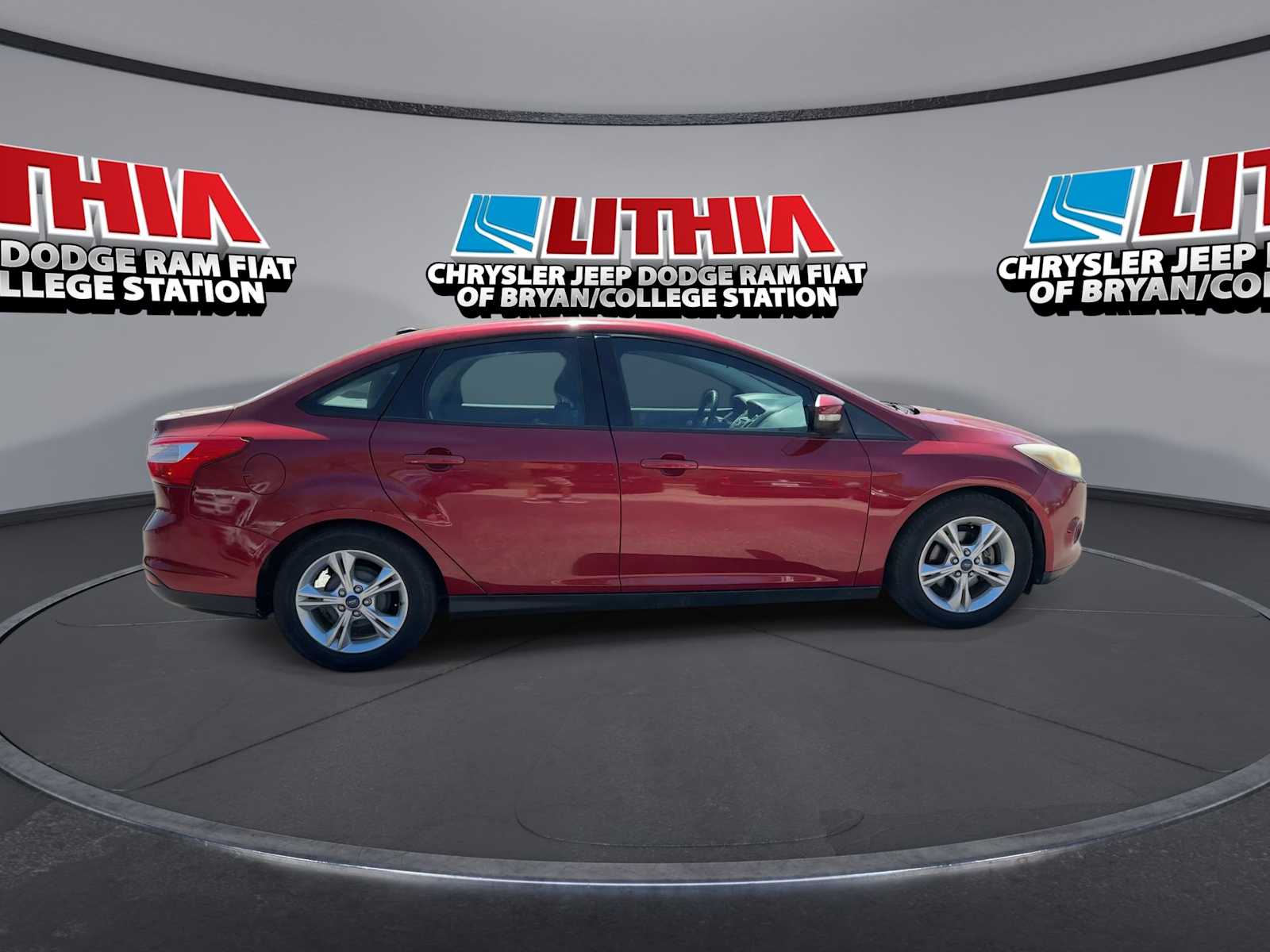 Thumbnail: 2014 Ford Focus - 9