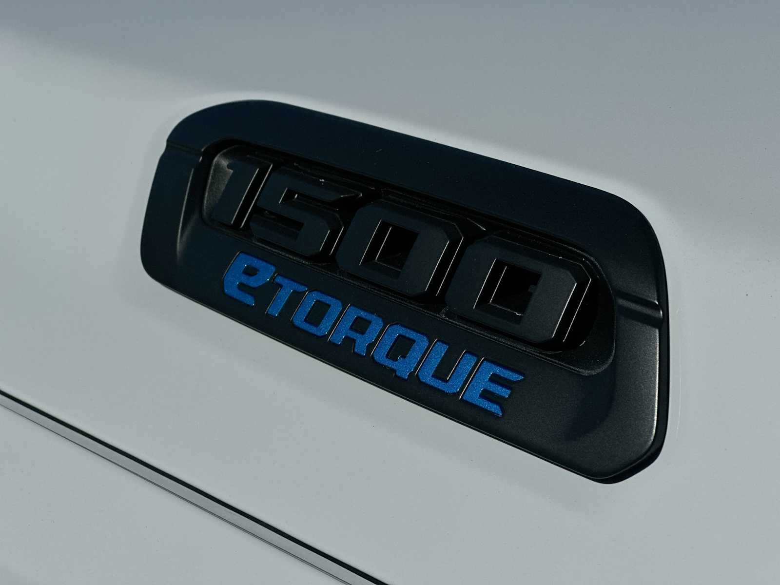 Thumbnail: 2026 RAM 1500 - 15