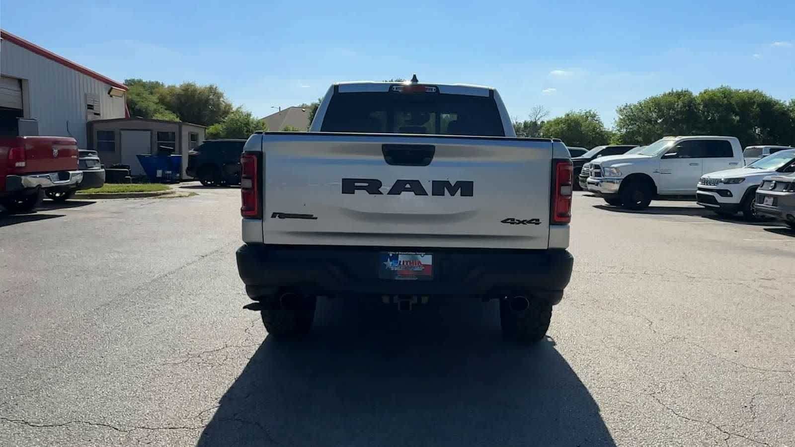 Thumbnail: 2026 RAM 1500 - 7