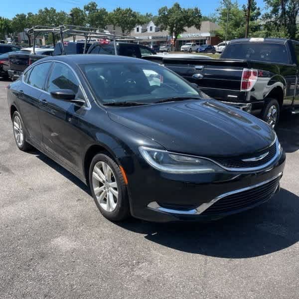 Thumbnail: 2015 Chrysler 200 - 6