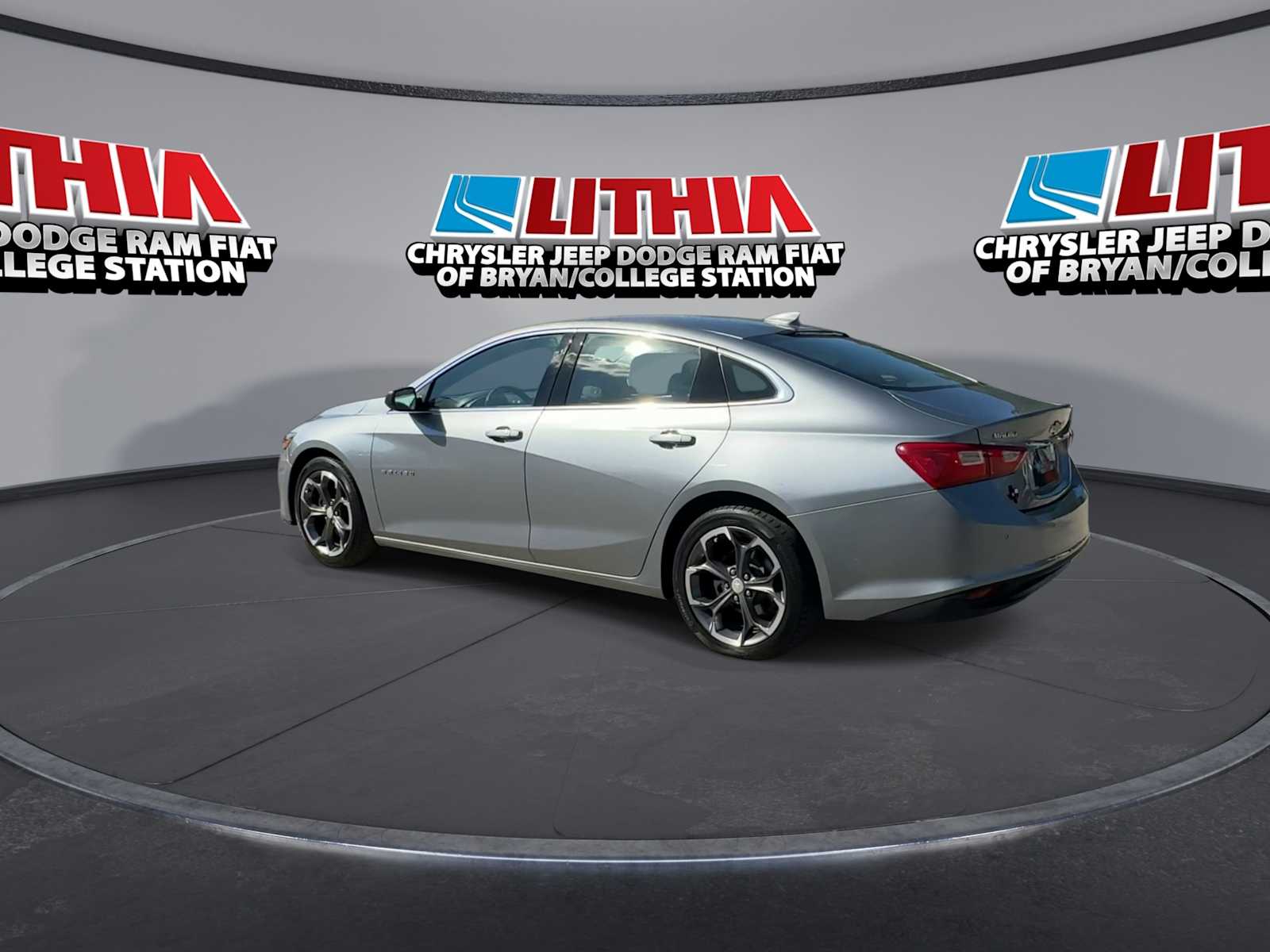 Thumbnail: 2024 Chevrolet Malibu - 6